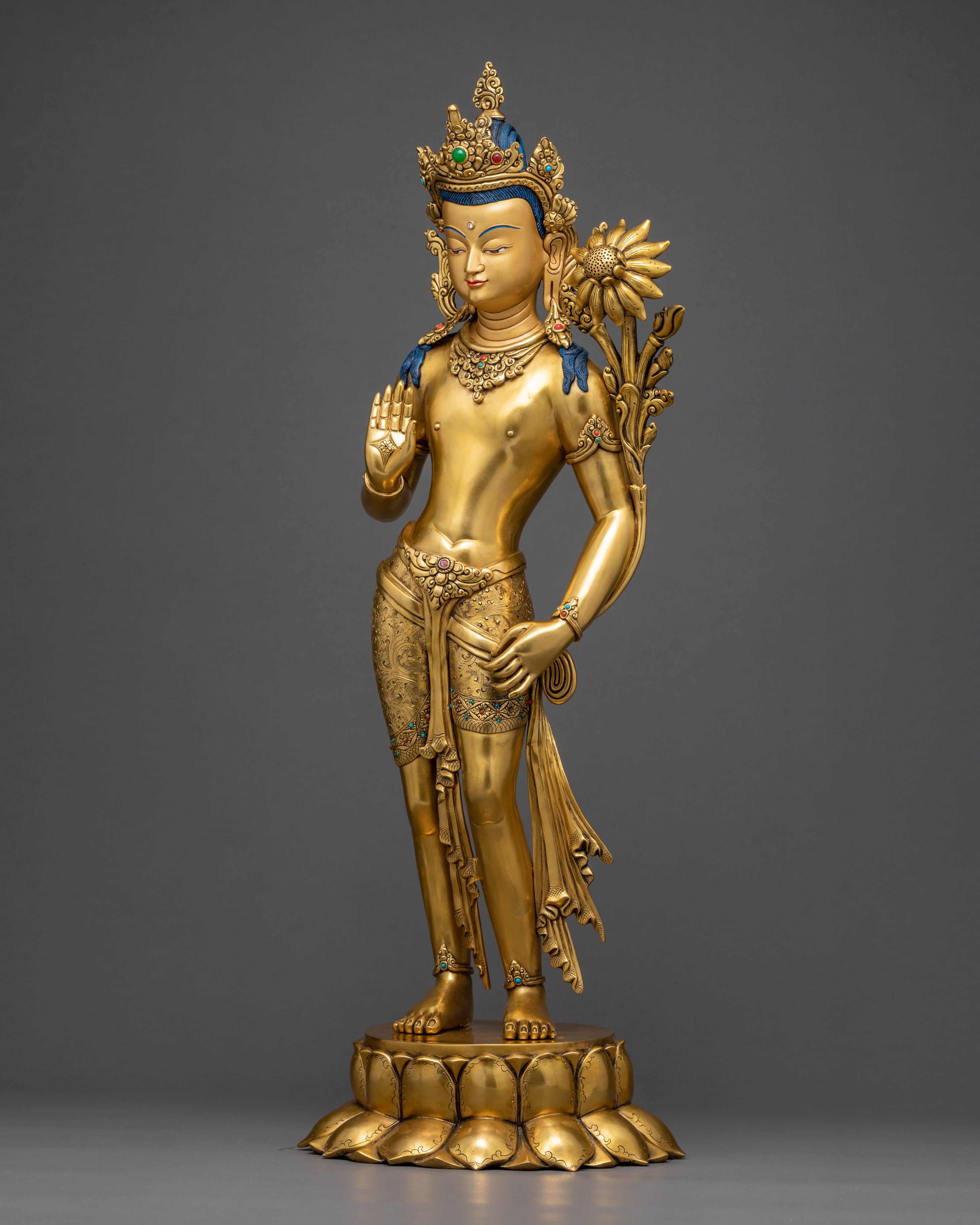 Standing Chenrezig Padmapani Statue | Traditional Avalokiteshvara Art