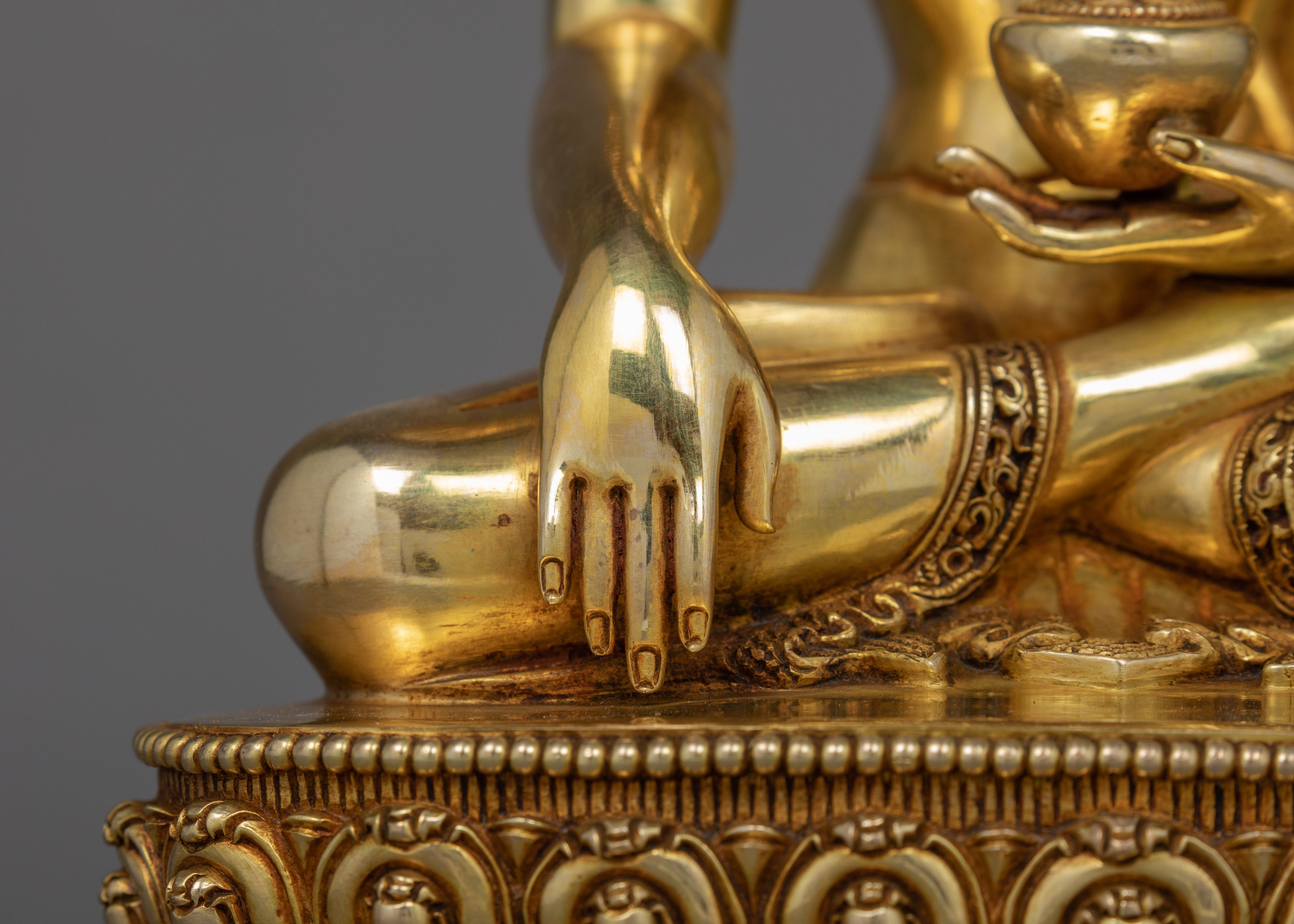 Namo Shakyamuni Buddha Sculpture | Traditional Buddhist Art