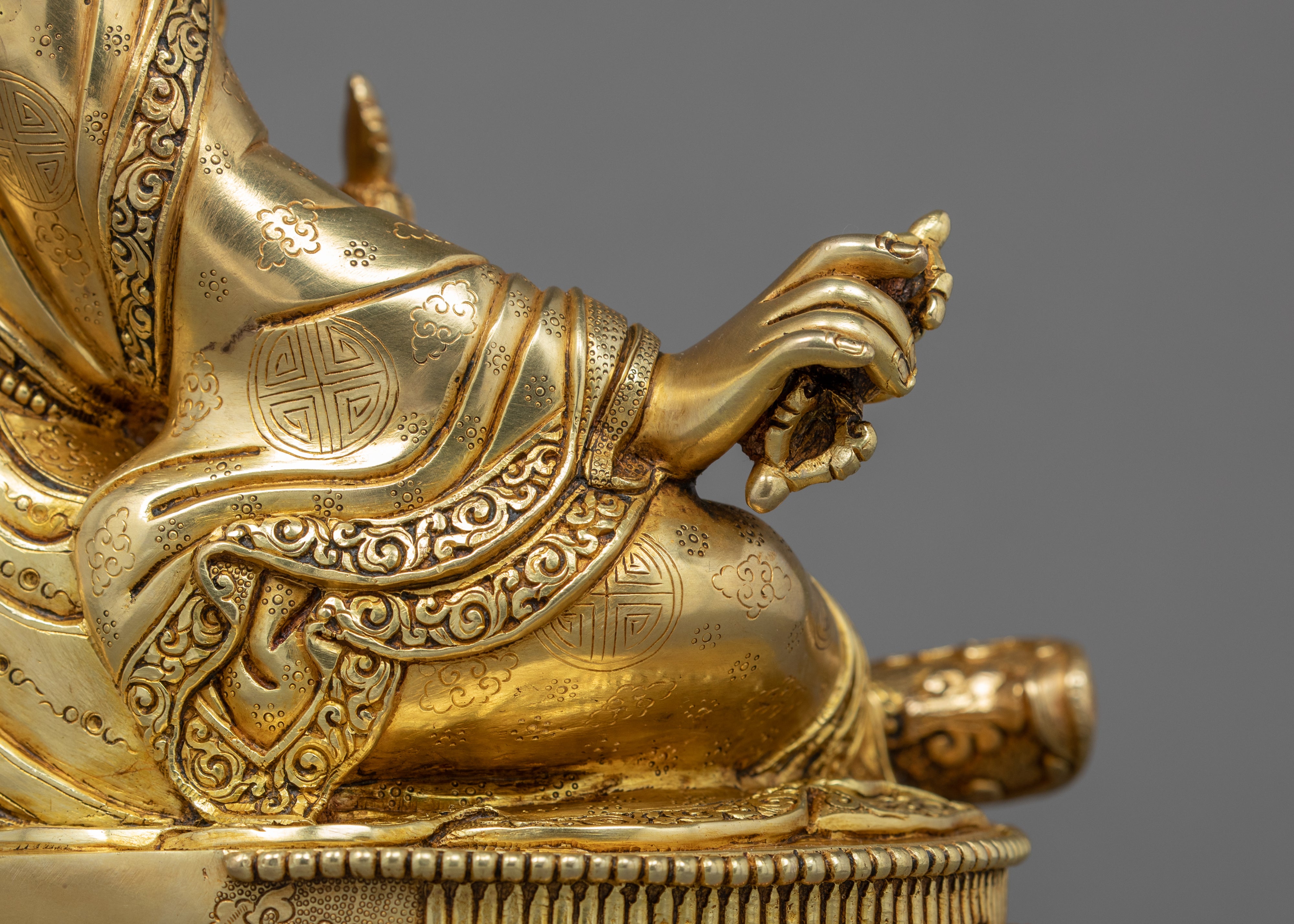 Guru Rinpoche Sculpture | Traditional Himalayan Art