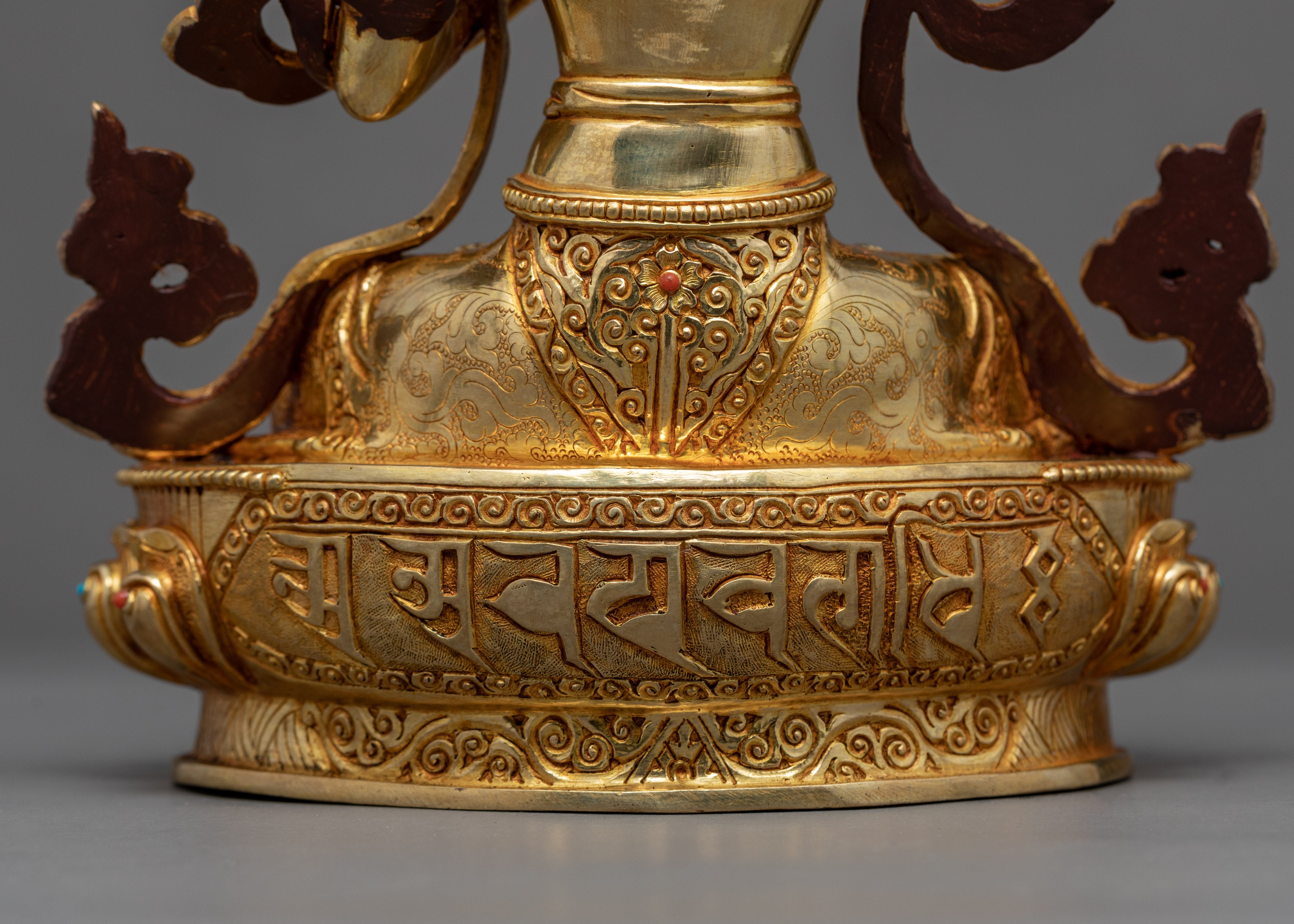 Manjushri Gold Statue | Bodhisattva Wisdom Deity in Buddhism