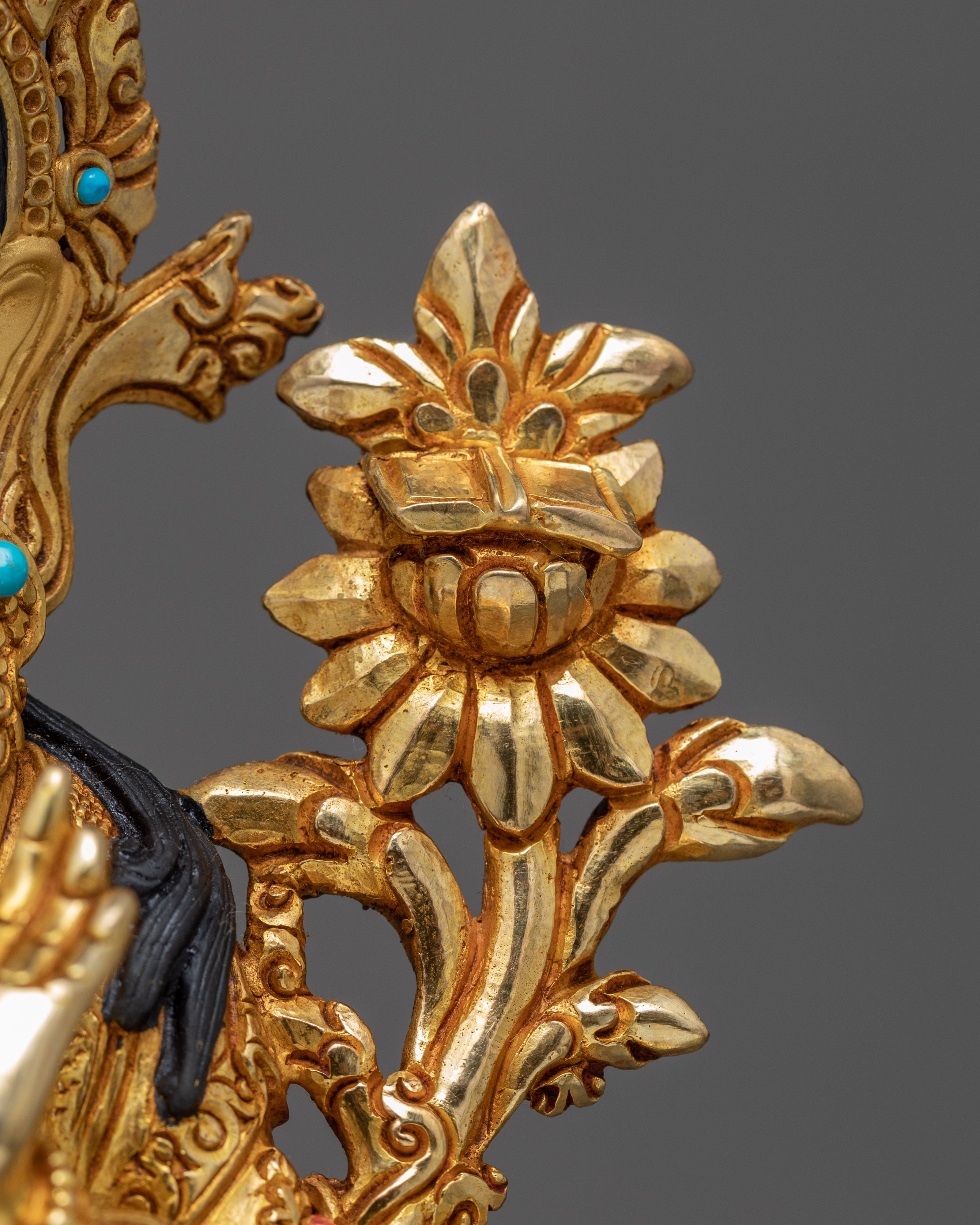 Manjushri Gold Statue | Bodhisattva Wisdom Deity in Buddhism