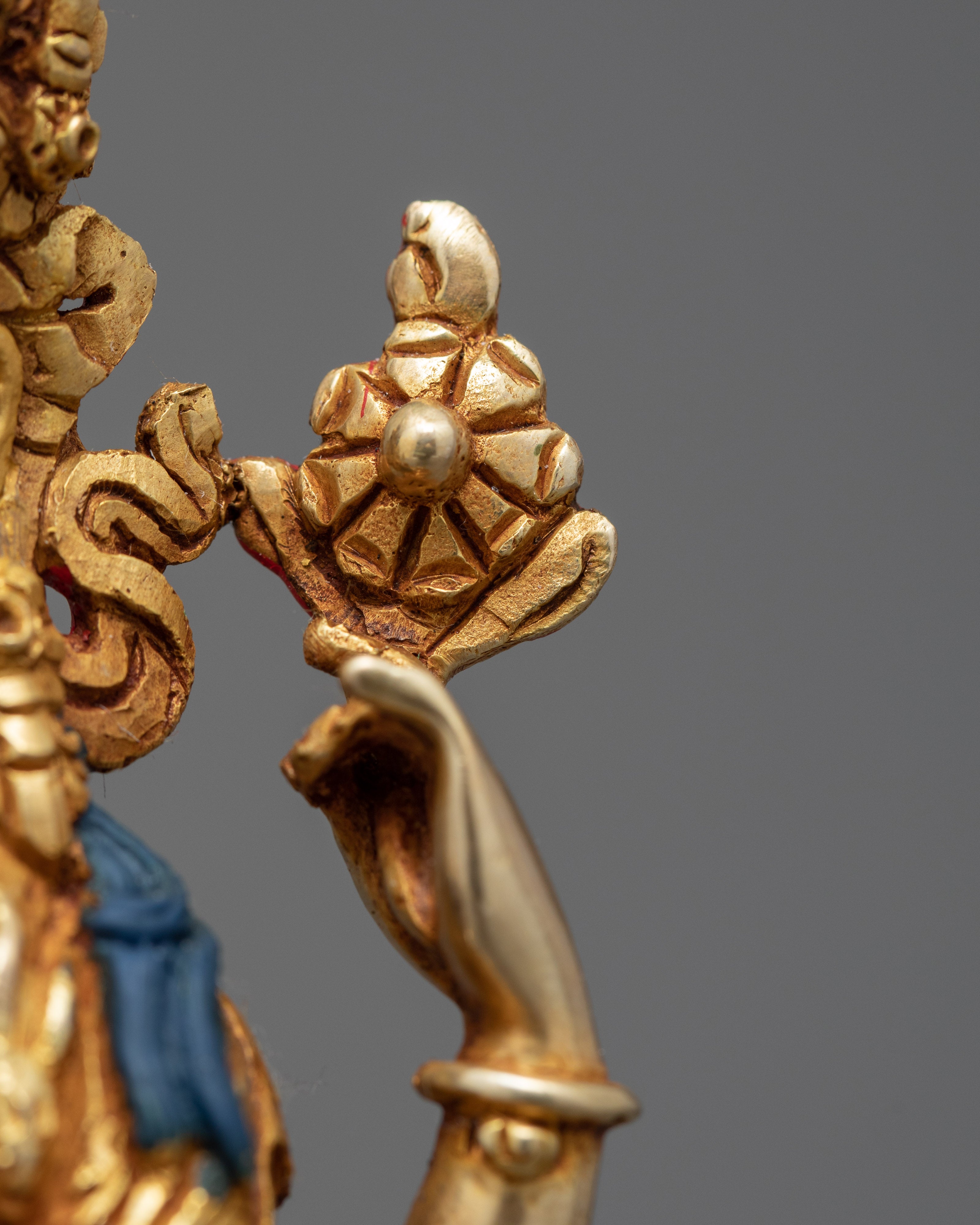 Chenrezig Sculpture | Traditional Hand Carved Statue