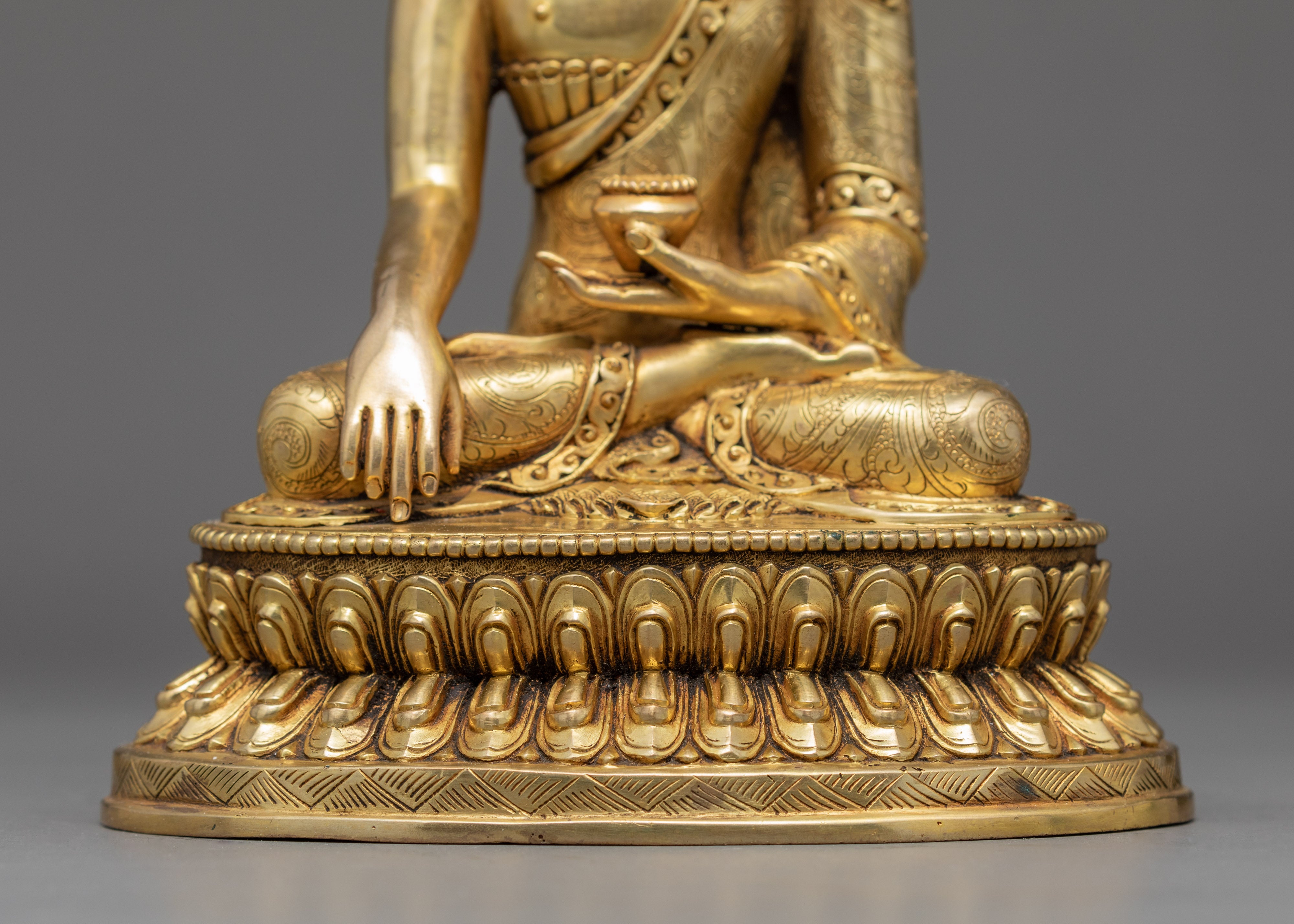 Siddartha Gautama Sculpture | Traditional Buddha Statue