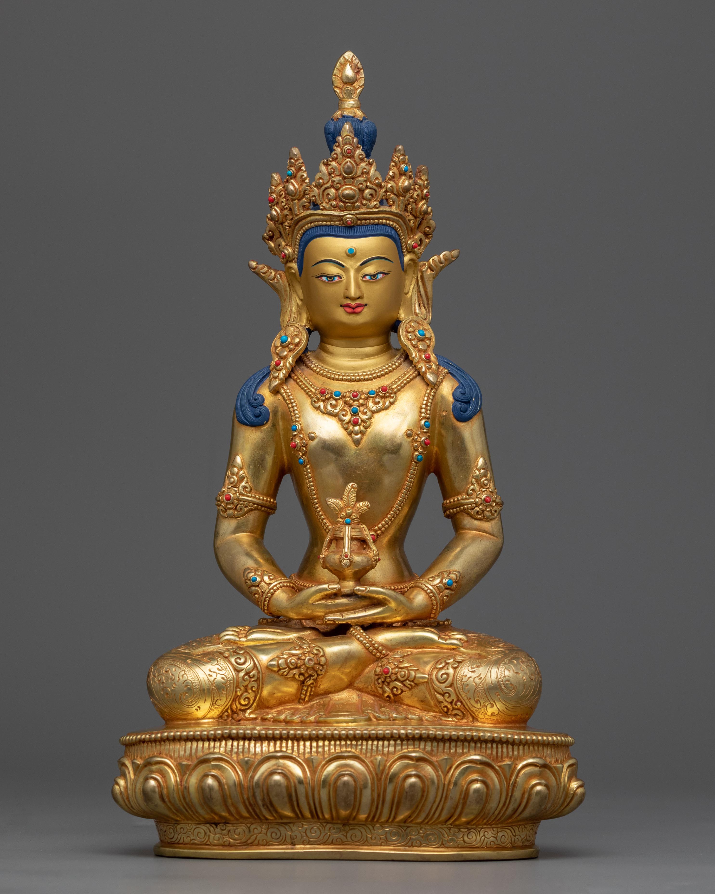 Amitayus bodhisattva statue