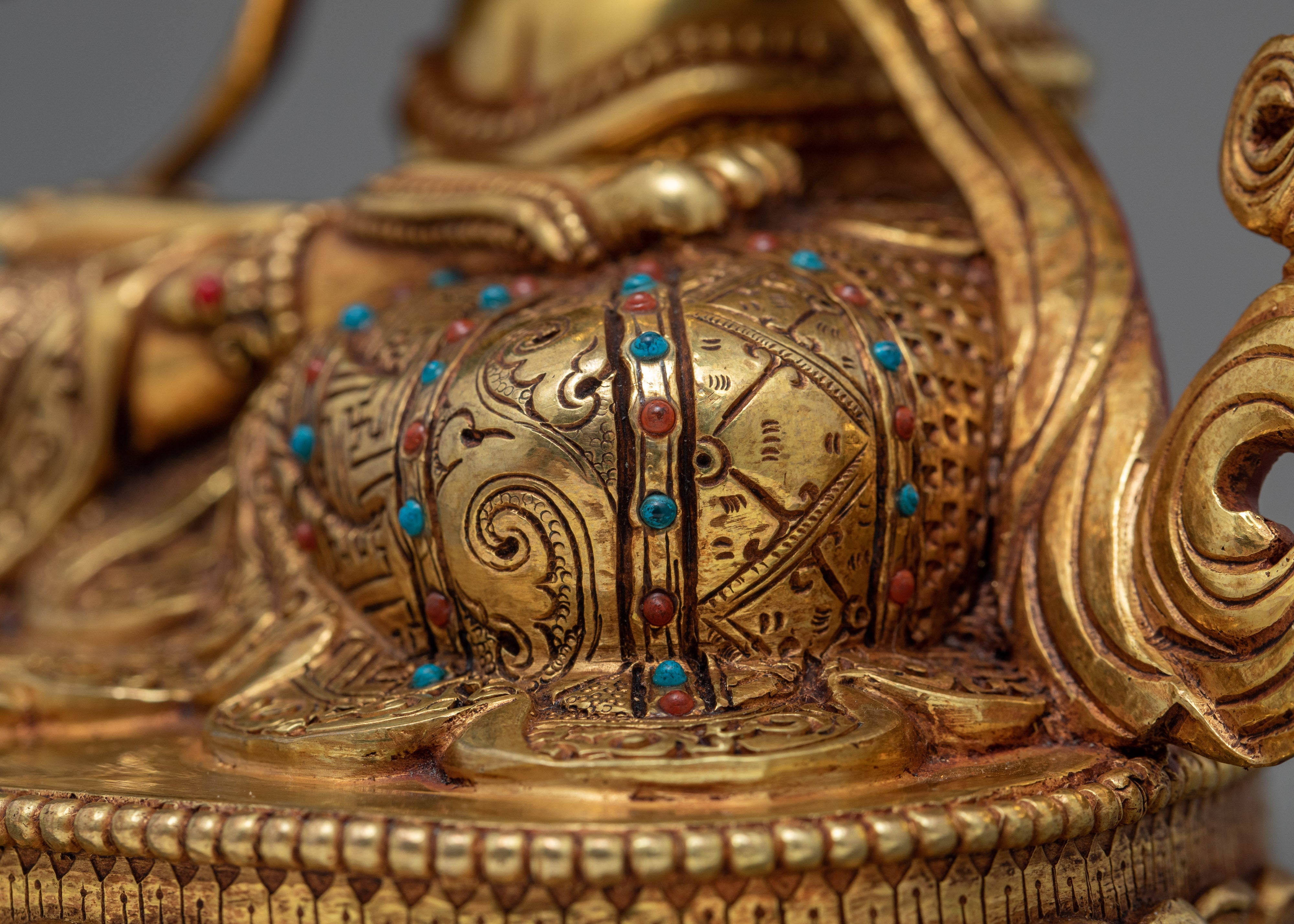 Four Arm Chenrezig Statue | The Cosmic Bodhisattva | Sculpture Art