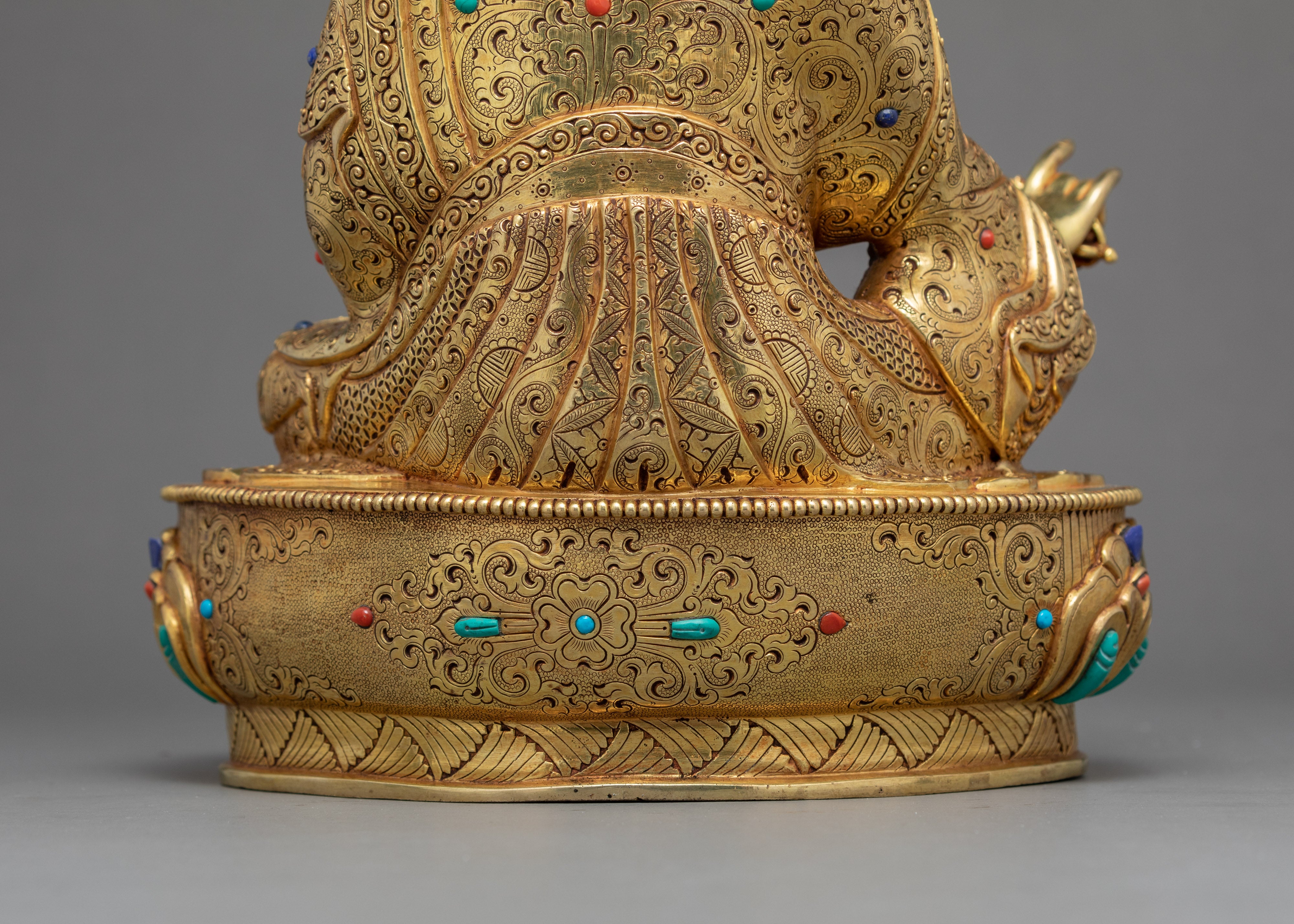 Guru Rinpoche Art | Traditional Buddhist Statue