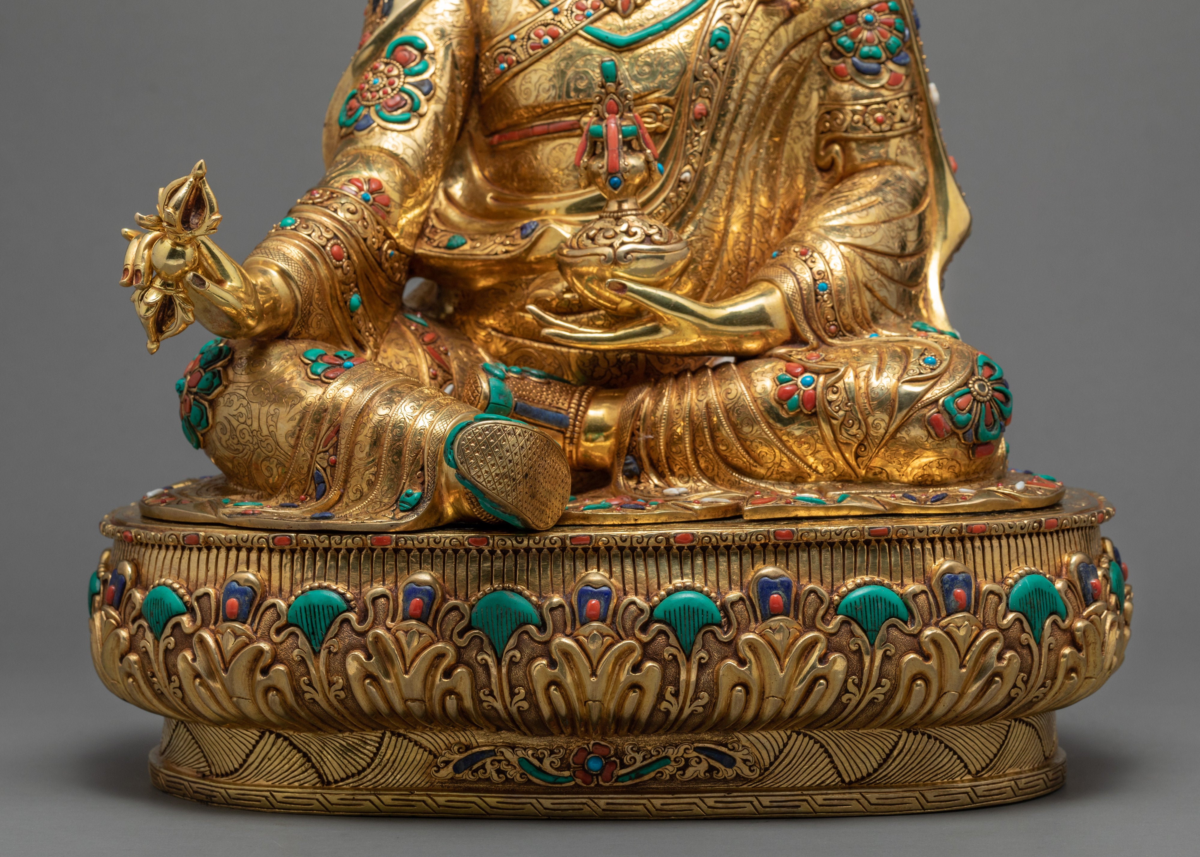 Guru Rinpoche Statue | Traditional Buddhist Sculpture | Padmasambhava Statue