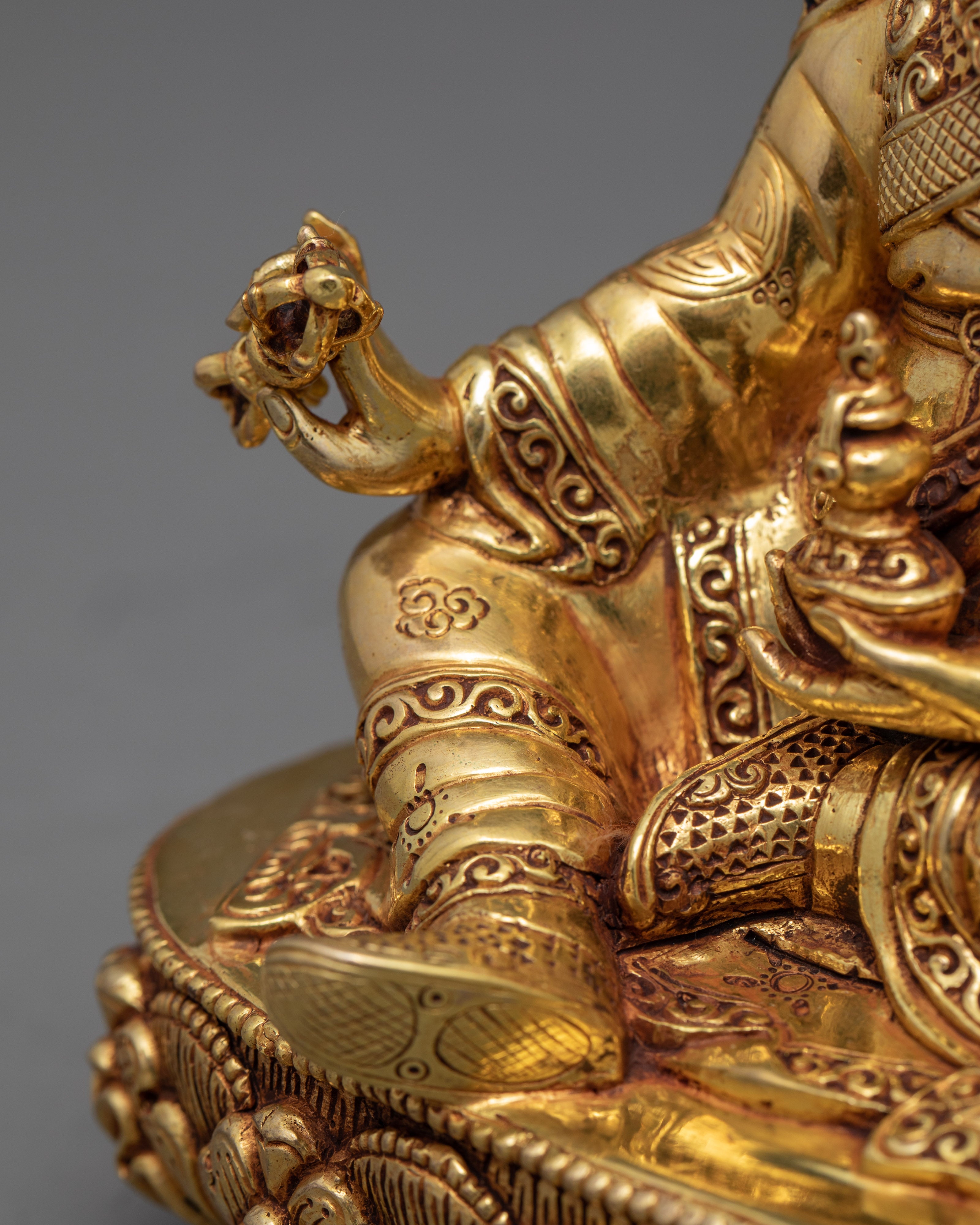 Guru Rinpoche Statue | Traditional Buddhist Art