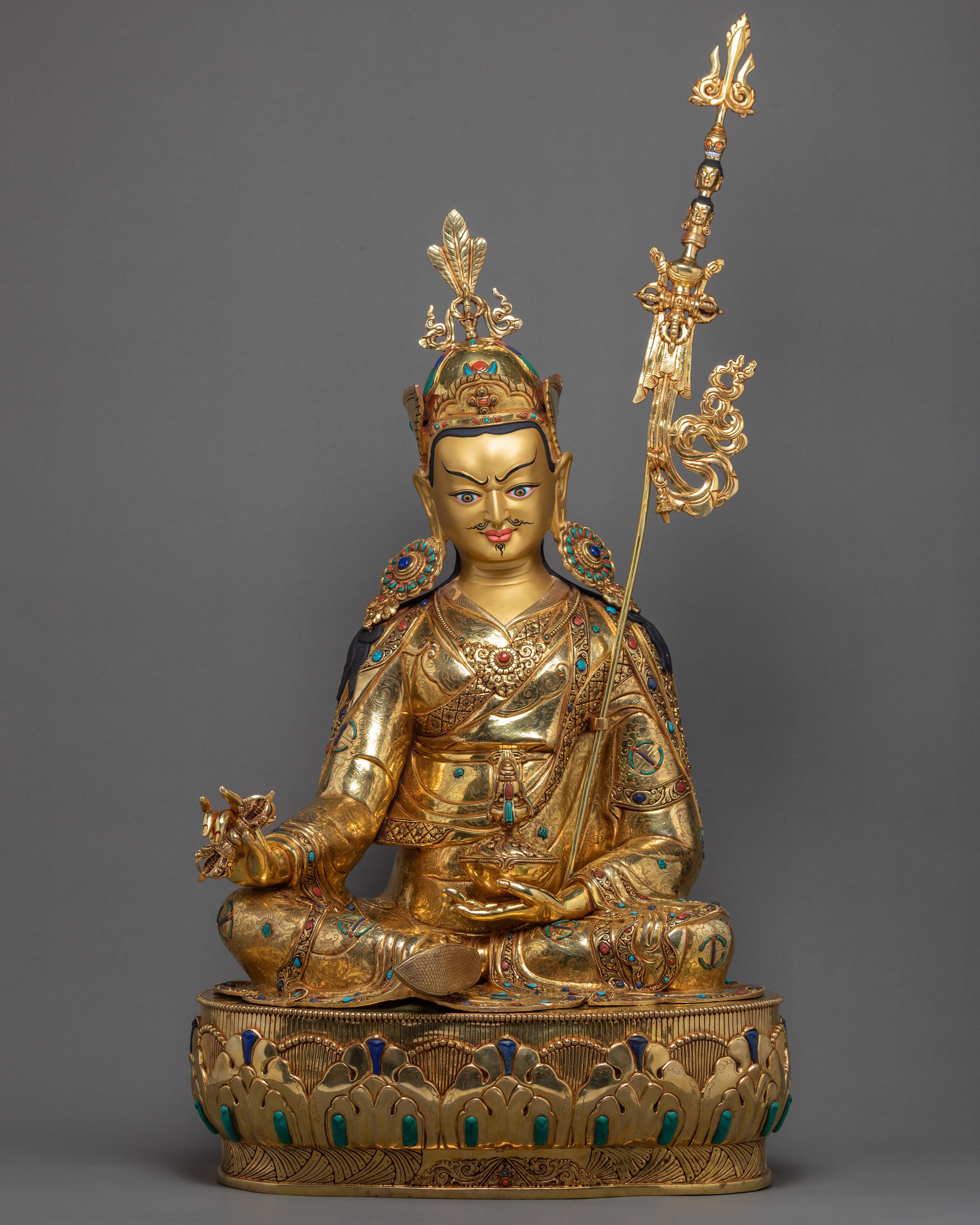 Guru Rinpoche Statue