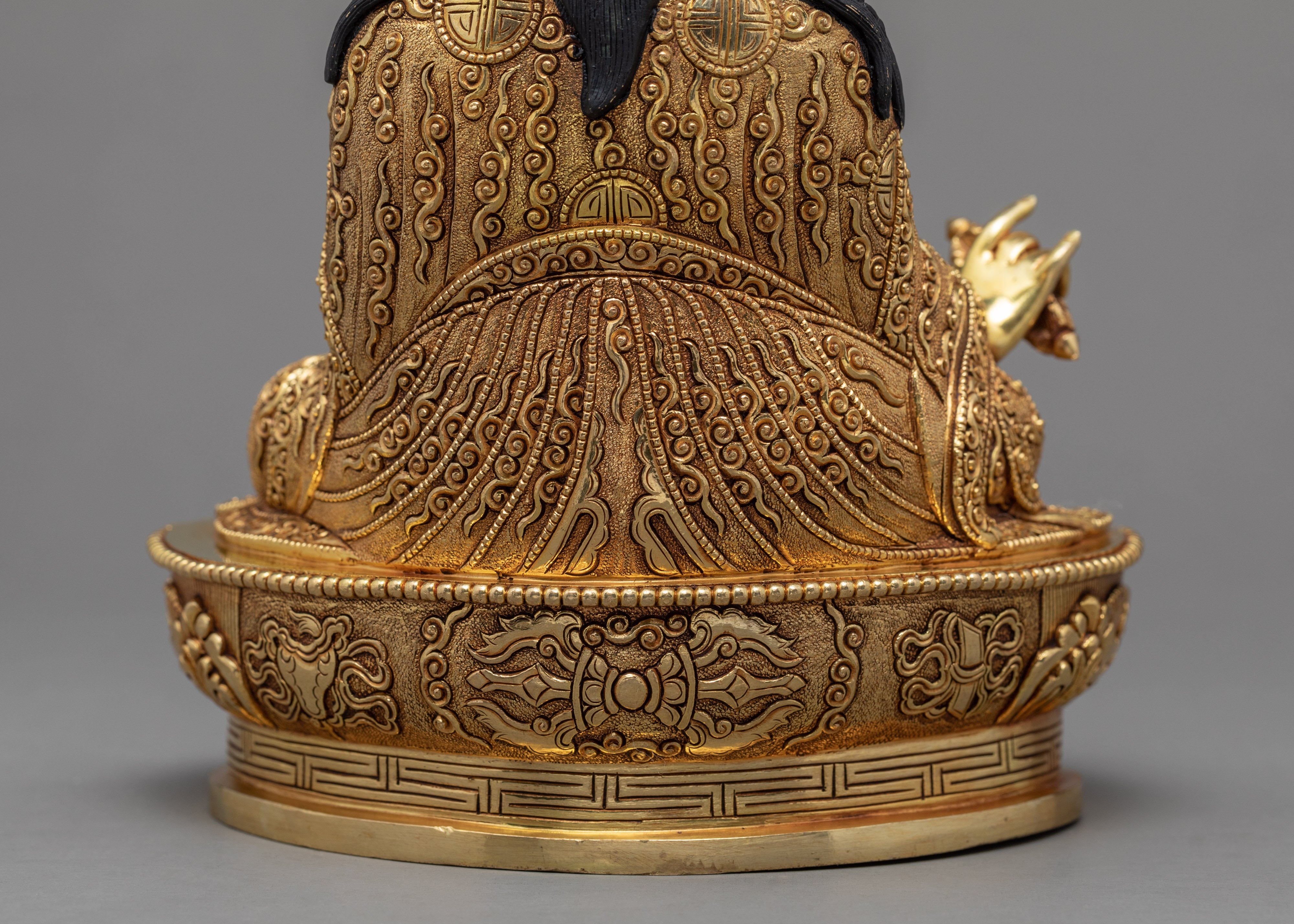 Guru Rinpoche Statue | Padmasambhava Gold Statue | Tibetan Buddhist Sculpture