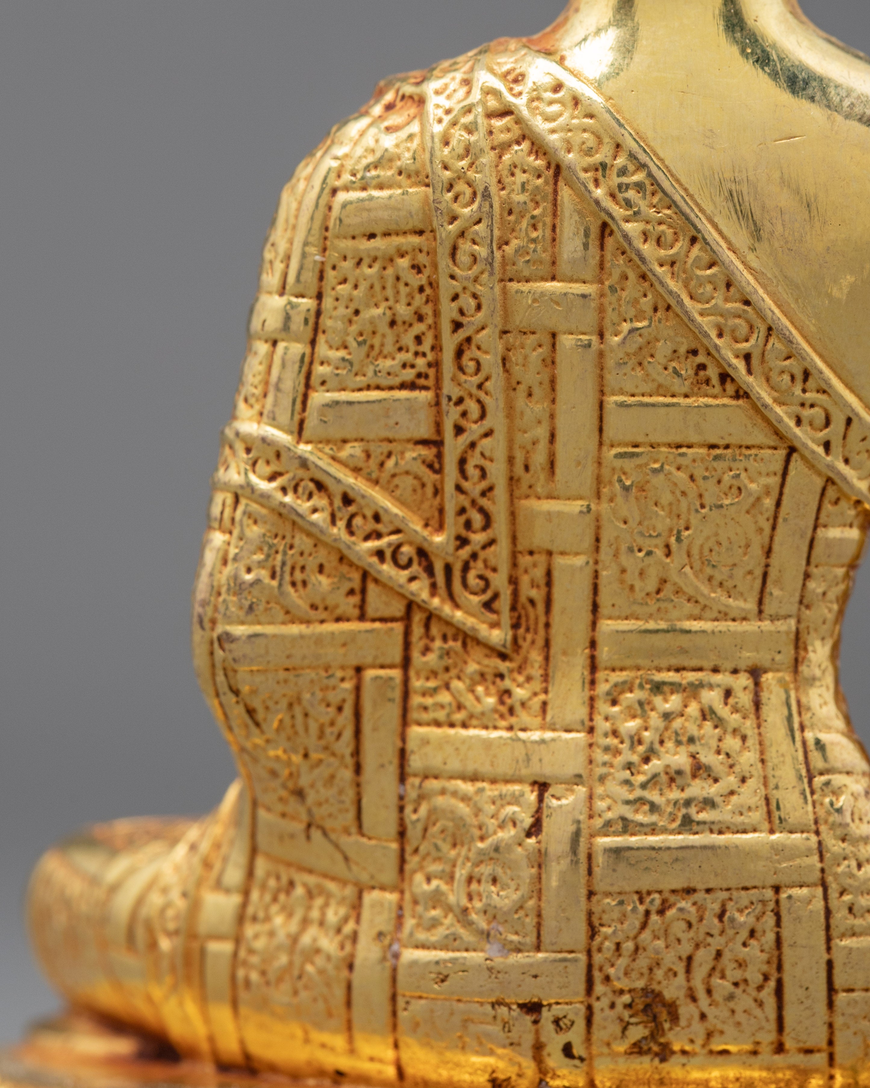 Miniature Shakyamuni Buddha Statue | Traditional Buddhist Art