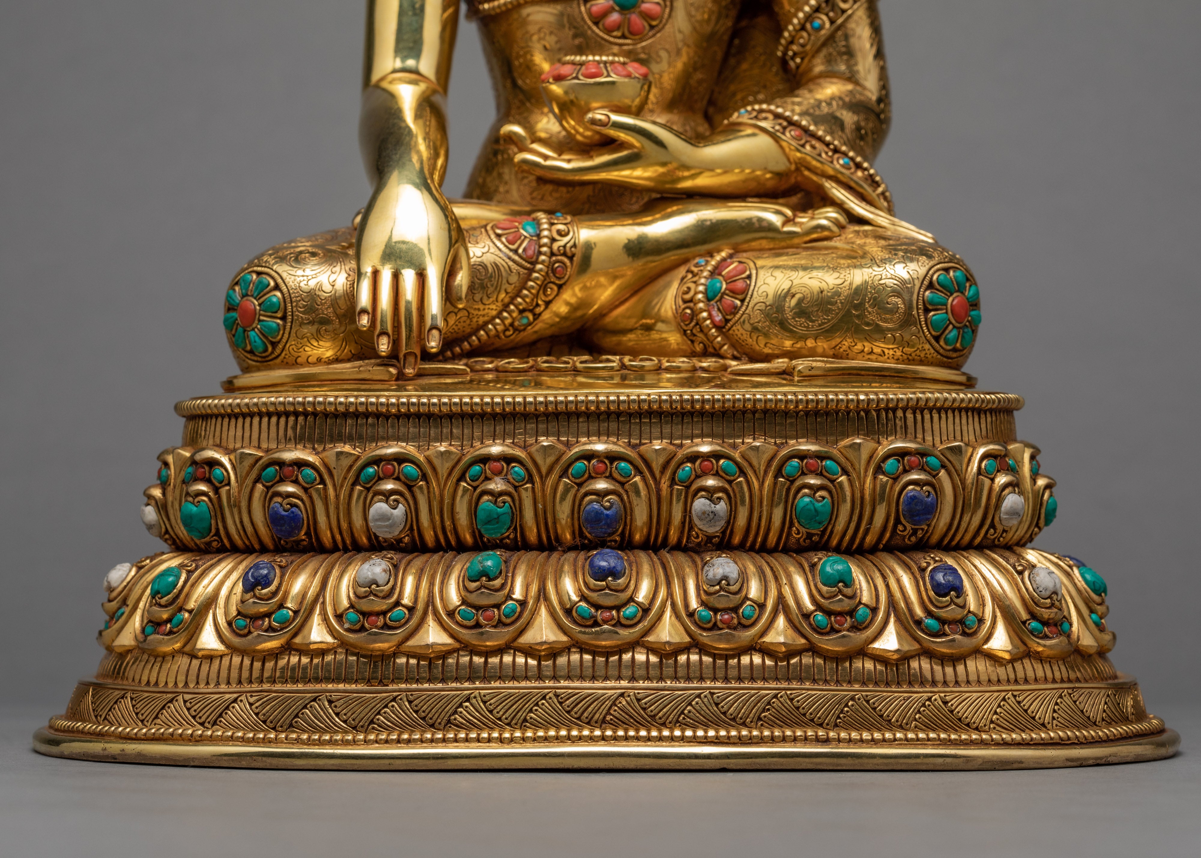 Shakyamuni Buddha Statue | Gold Plated Gautam Buddha Statue