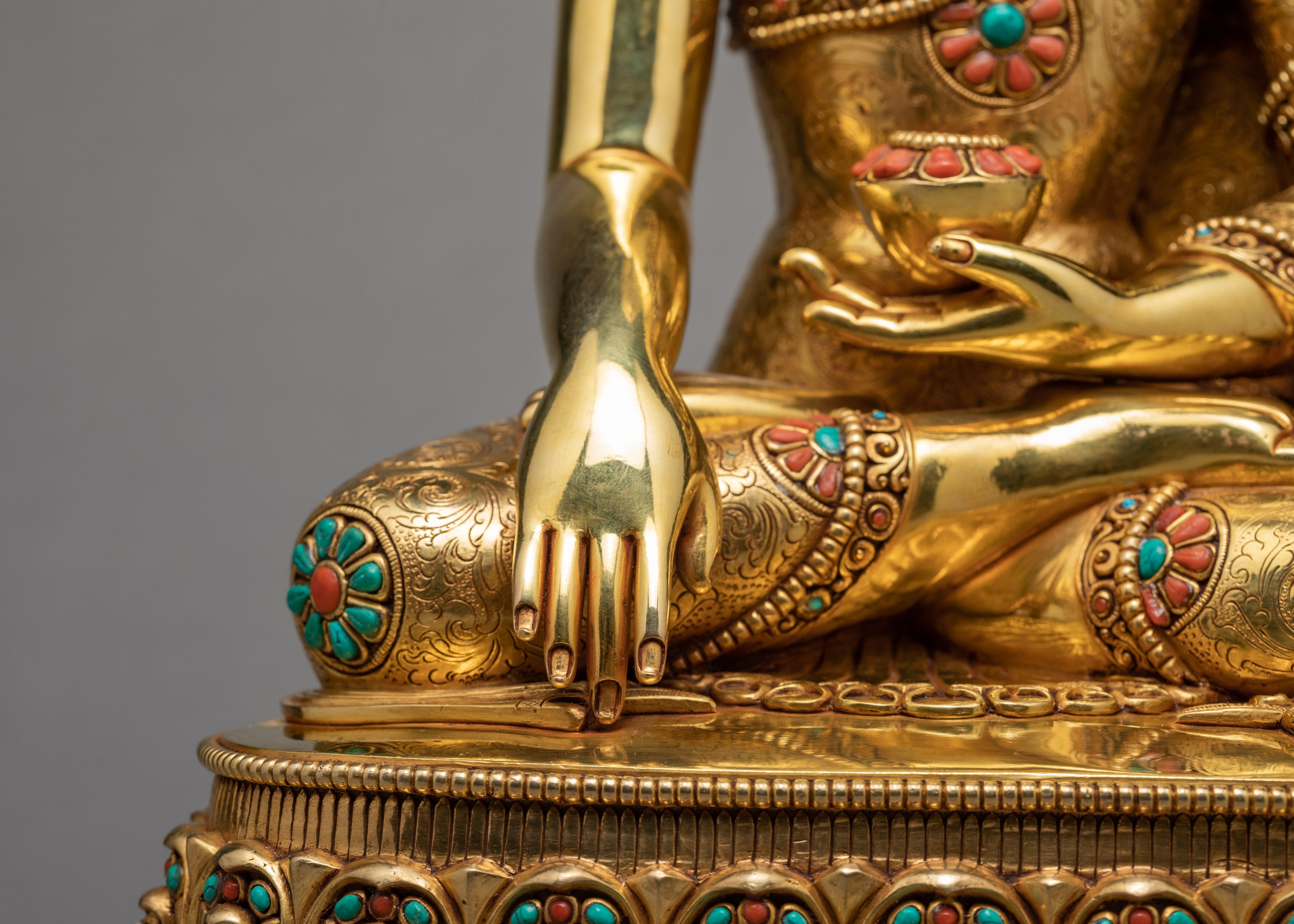 Shakyamuni Buddha Statue | Gold Plated Gautam Buddha Statue