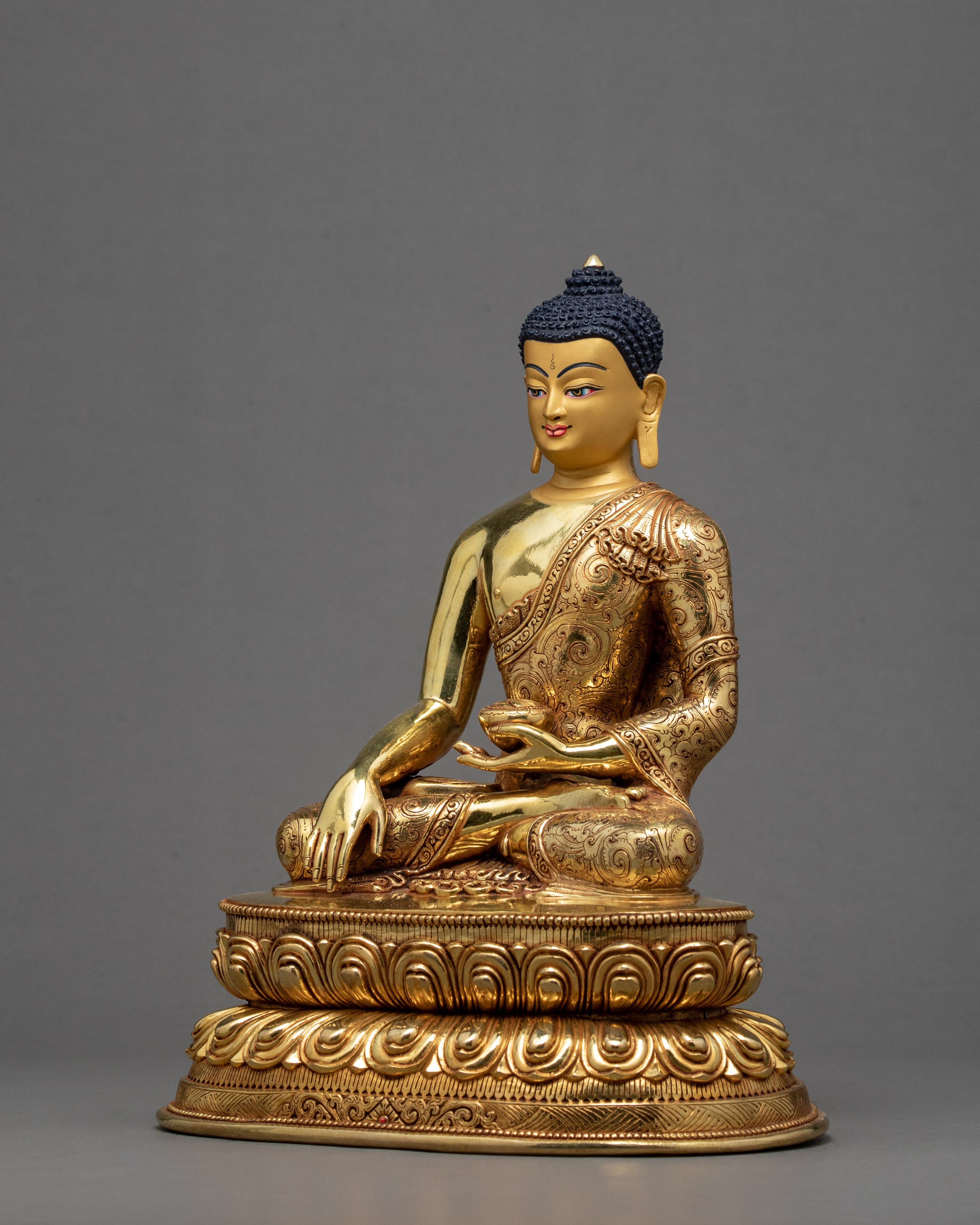 Shakyamuni Buddha Statue | Buddhist Sculpture | 24k Gold Gilded