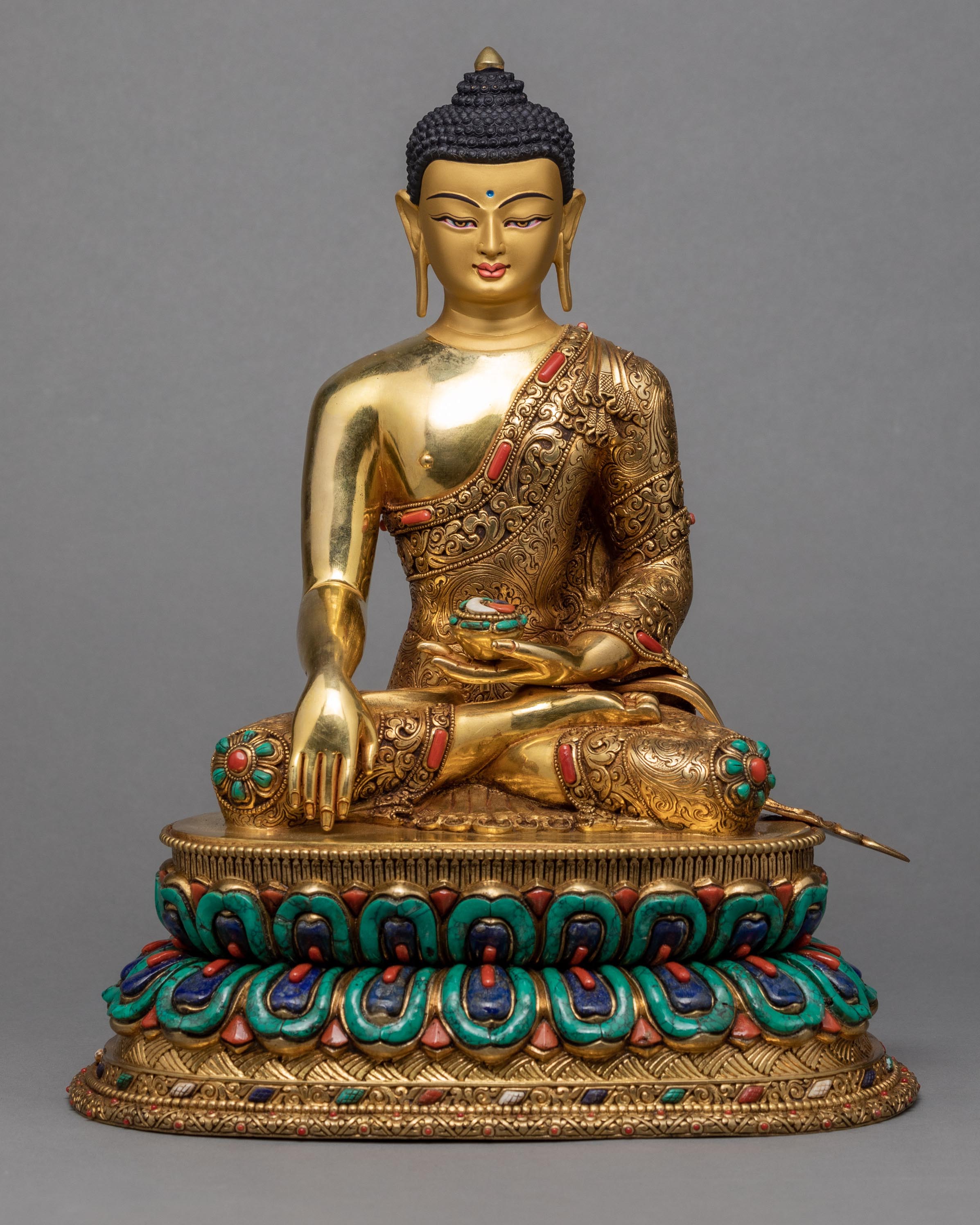 Shakyamuni Buddha Statue