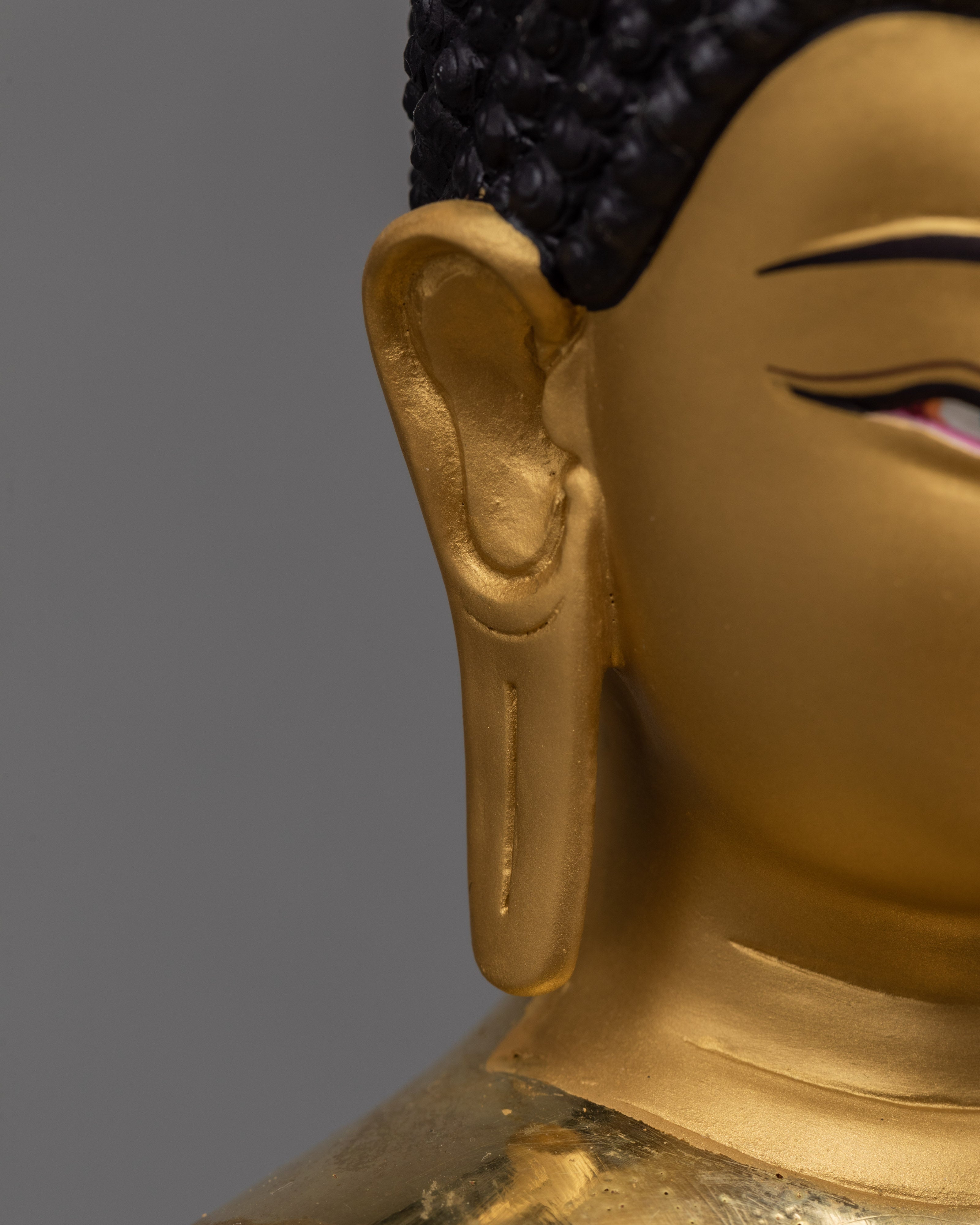 Buddha Shakyamuni Statue | Adorned With Precious Stones | Traditional Tibetan Style