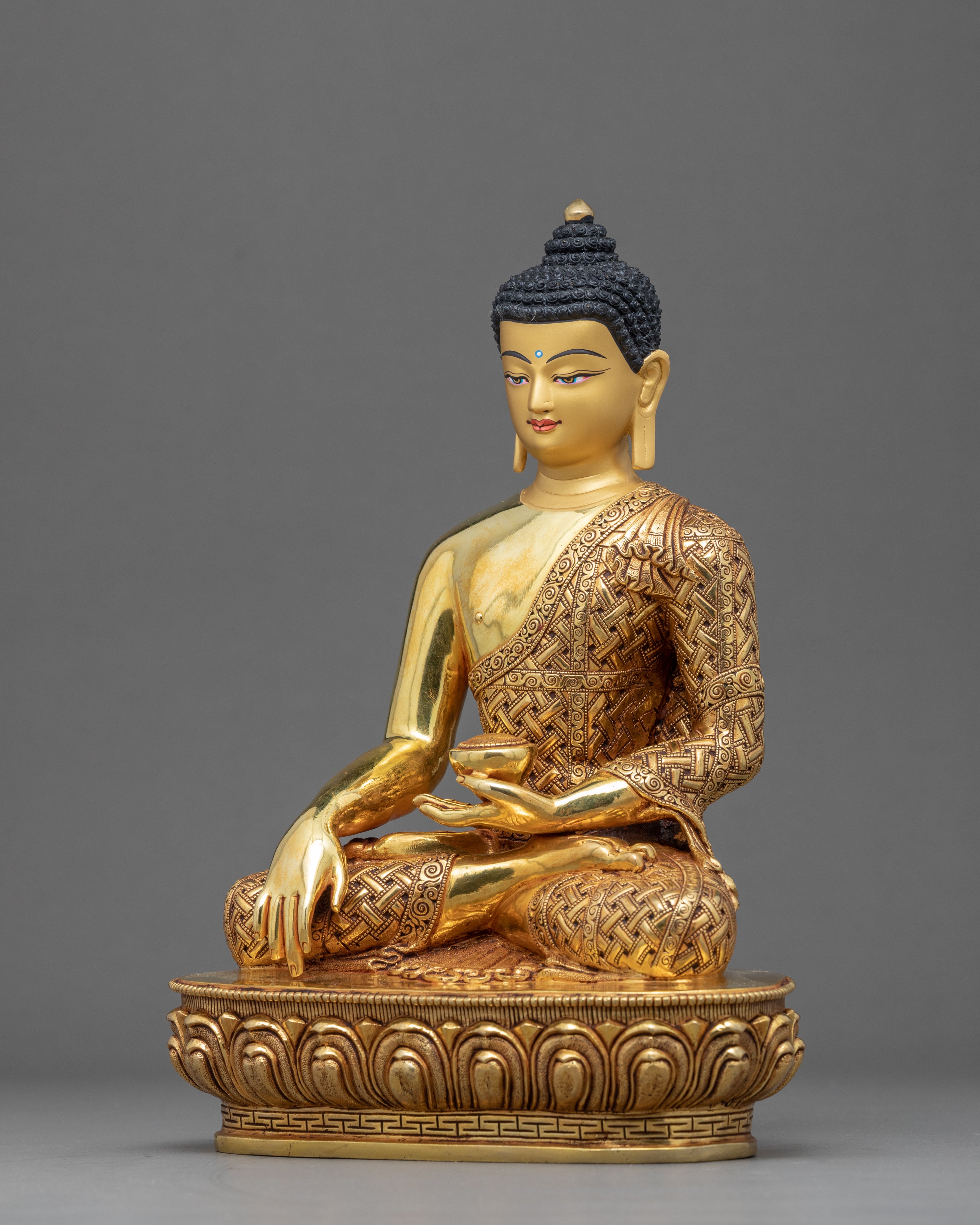 Gautam Buddha Sculpture | Traditional Shakyamuni Buddha Statue