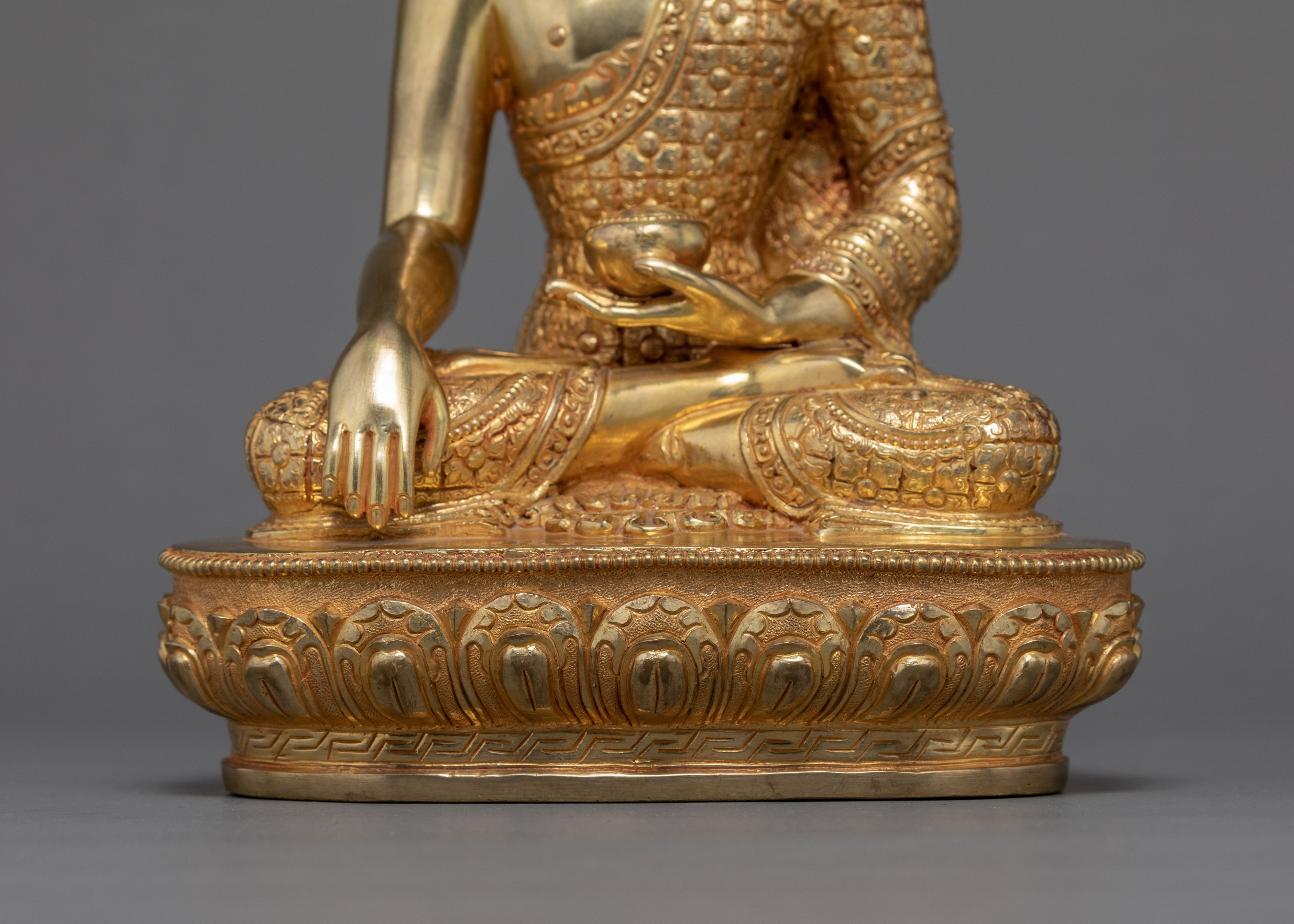 Siddhartha Gautama Buddha Sculpture | Traditional Hand Carved Statue