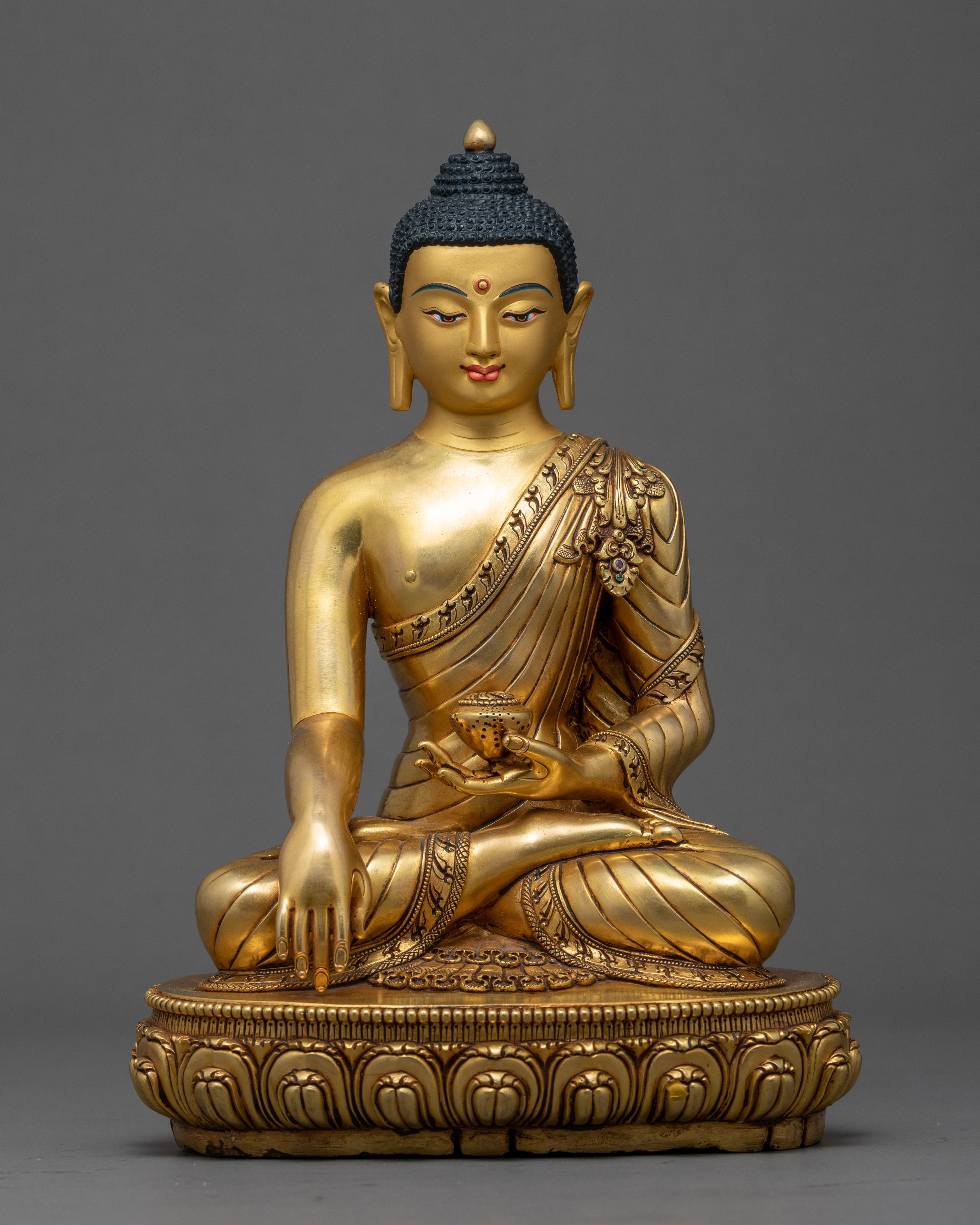 Shakyamuni Buddha Sculpture | Traditional Himalayan Art of Nepal