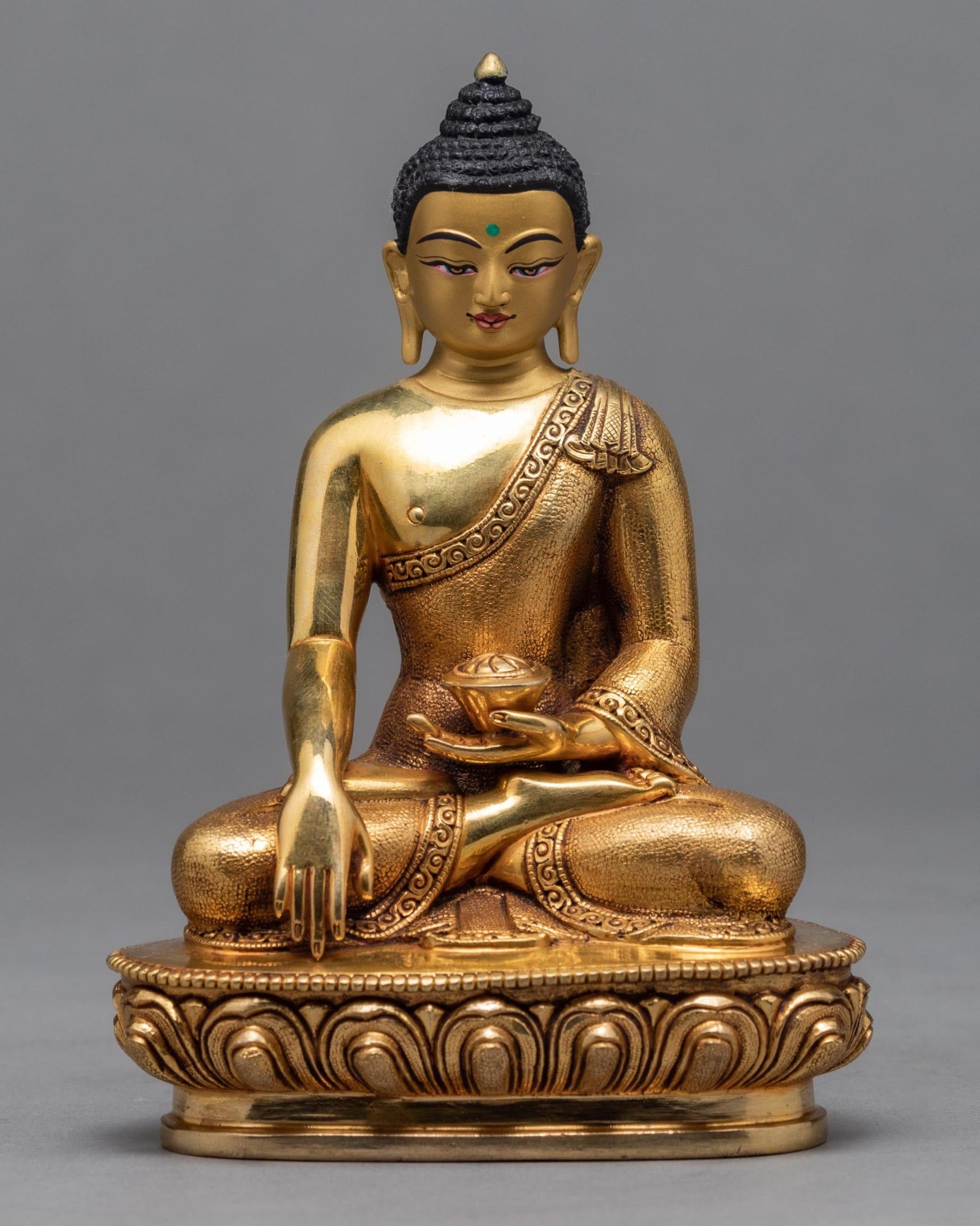 Seated Shakyamuni Buddha Statue
