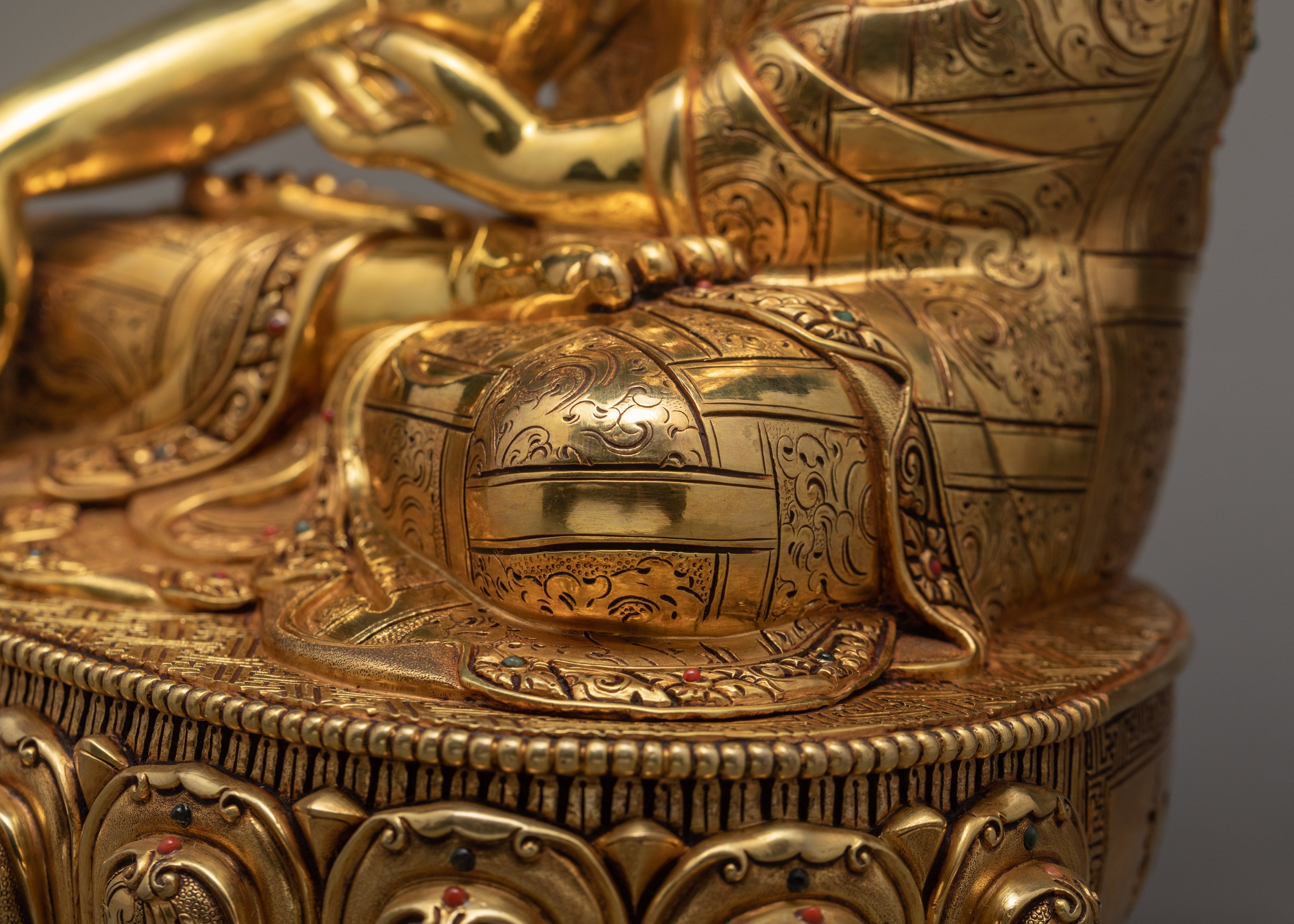 The Shakyamuni Buddha Sculpture | Handmade Gautam Buddha Statue