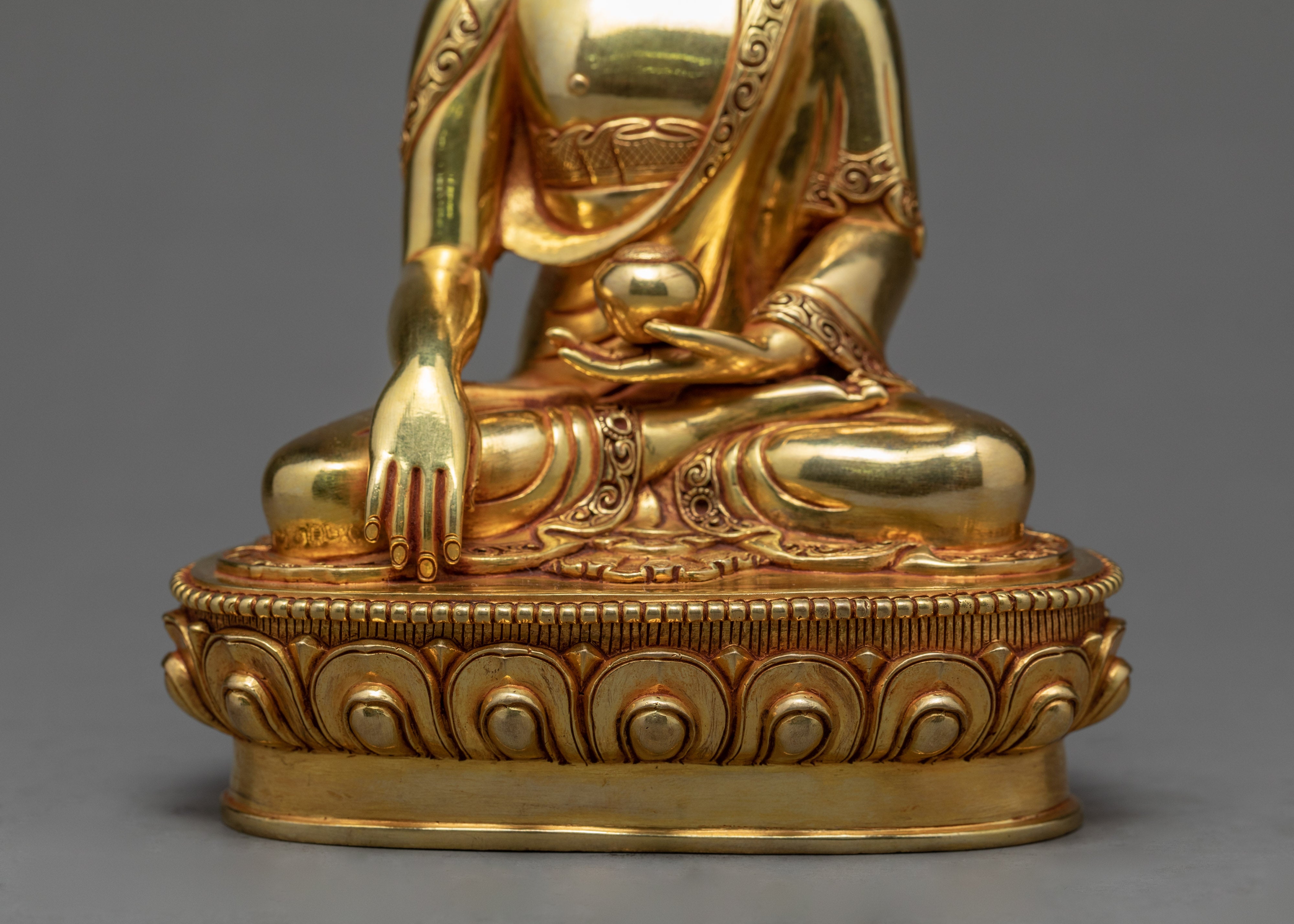 Shakyamuni Buddha Statue | Buddhist Sculpture