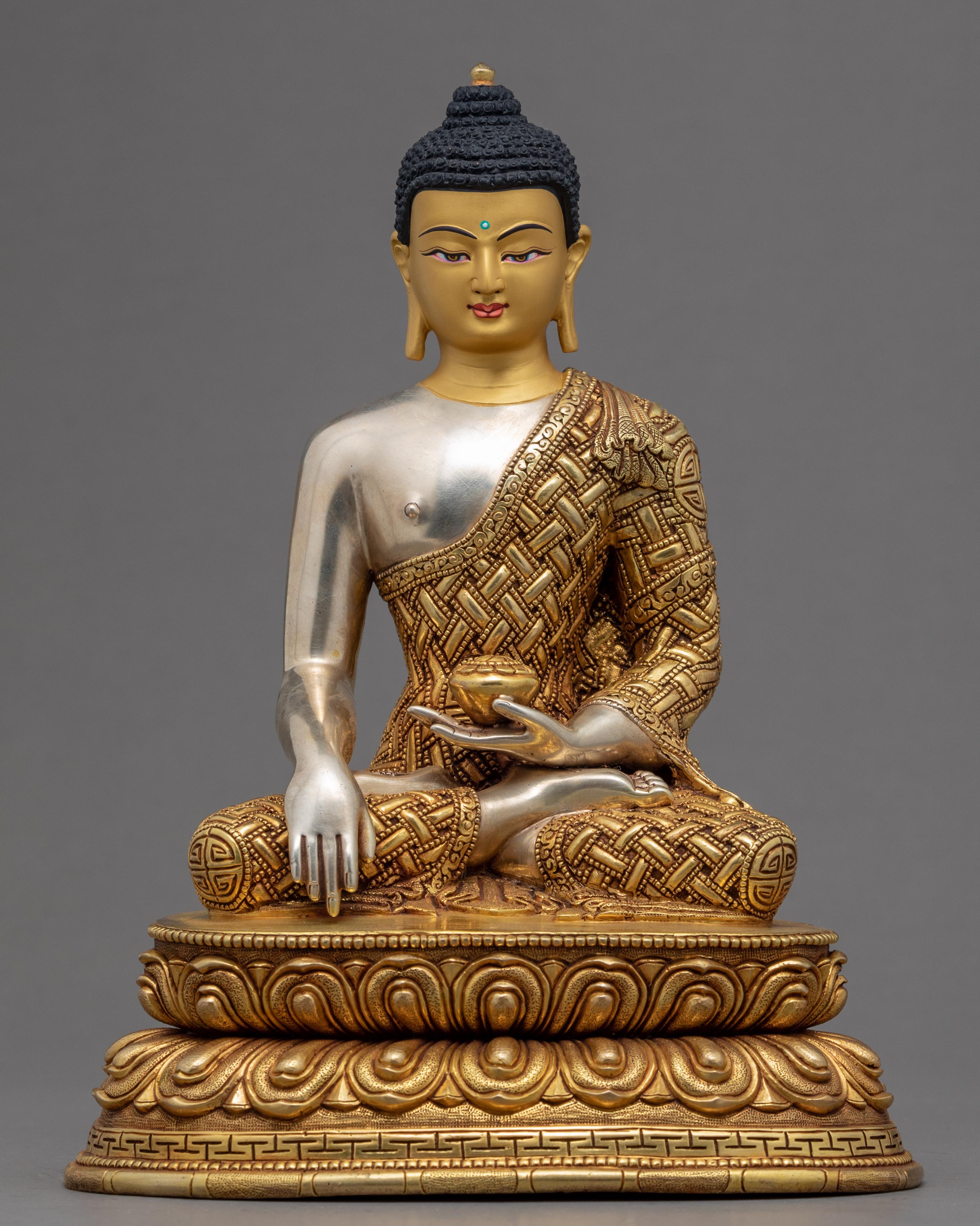 The Shakyamuni Buddha Sculpture