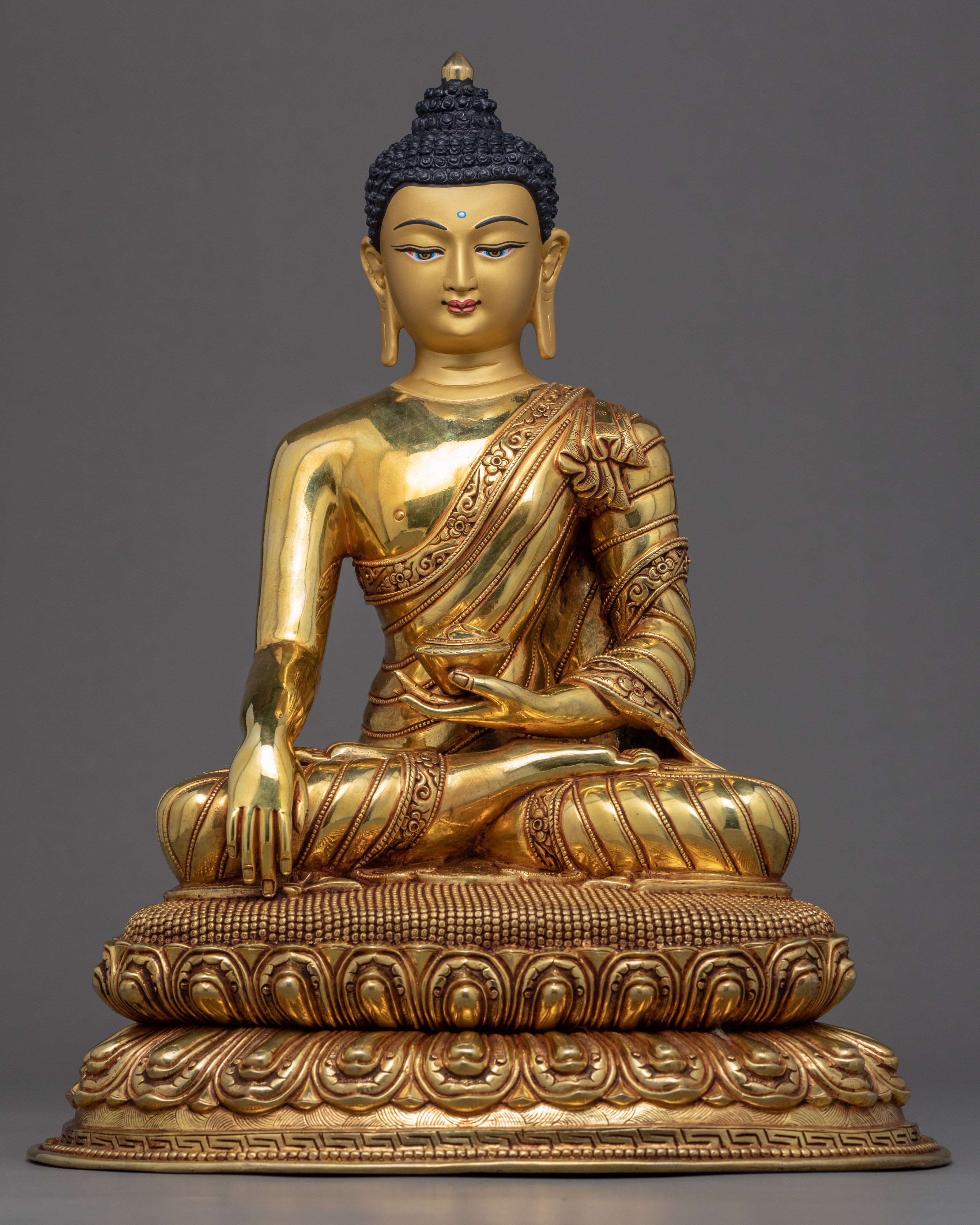 Shakyamuni Buddha Sculpture Art