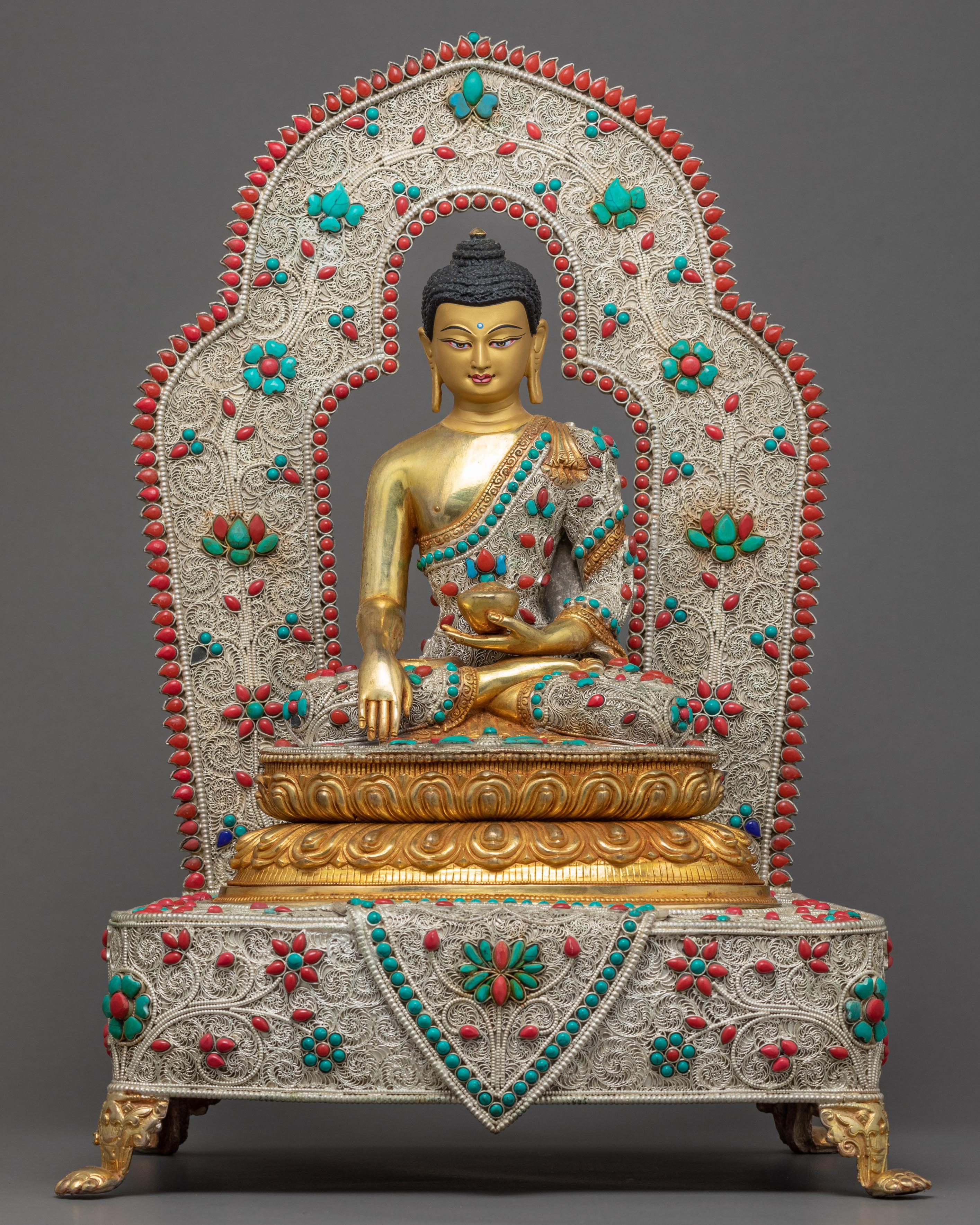 Siddartha Gautama Statue | Traditional Buddhist Art