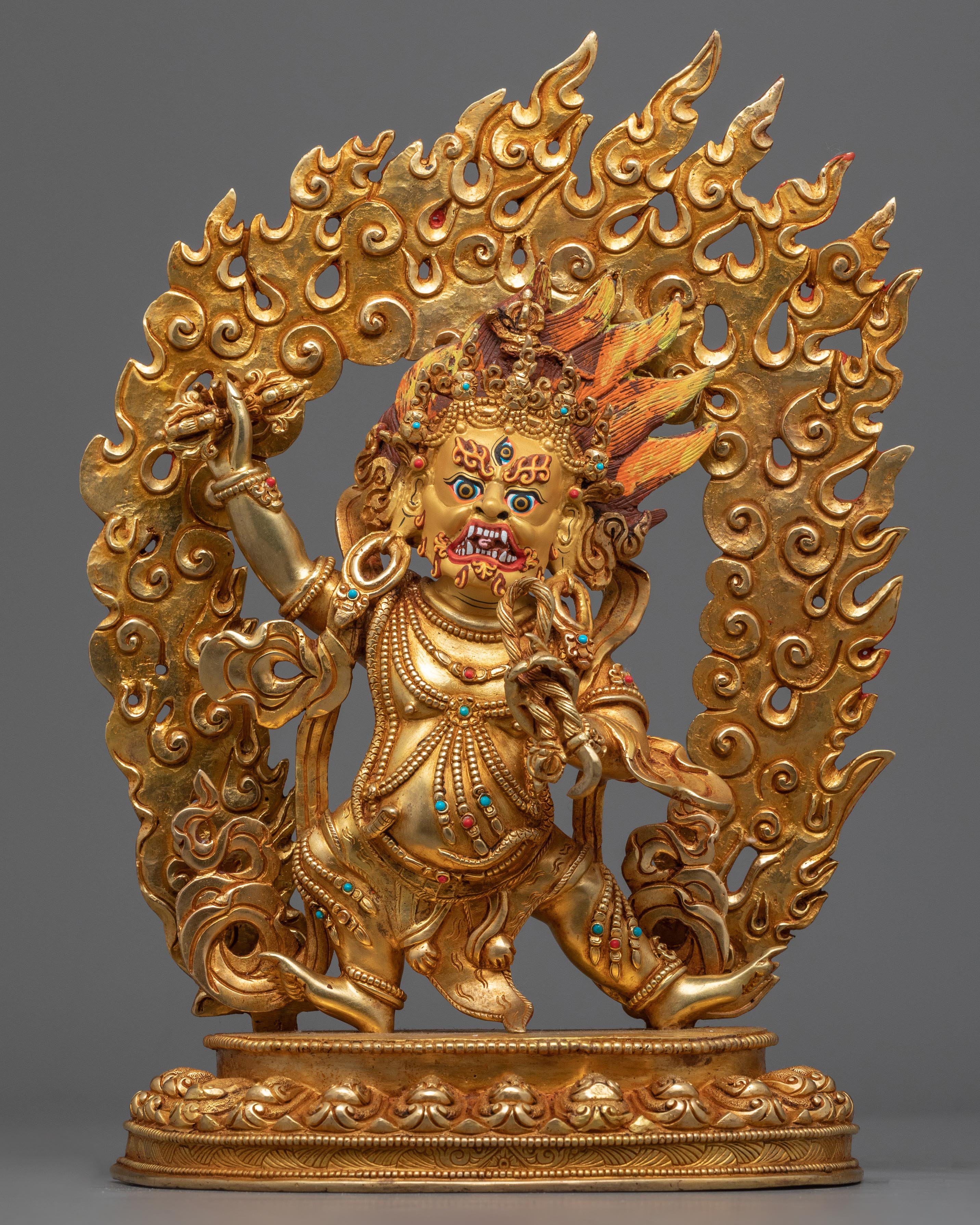 statue of vajrapani