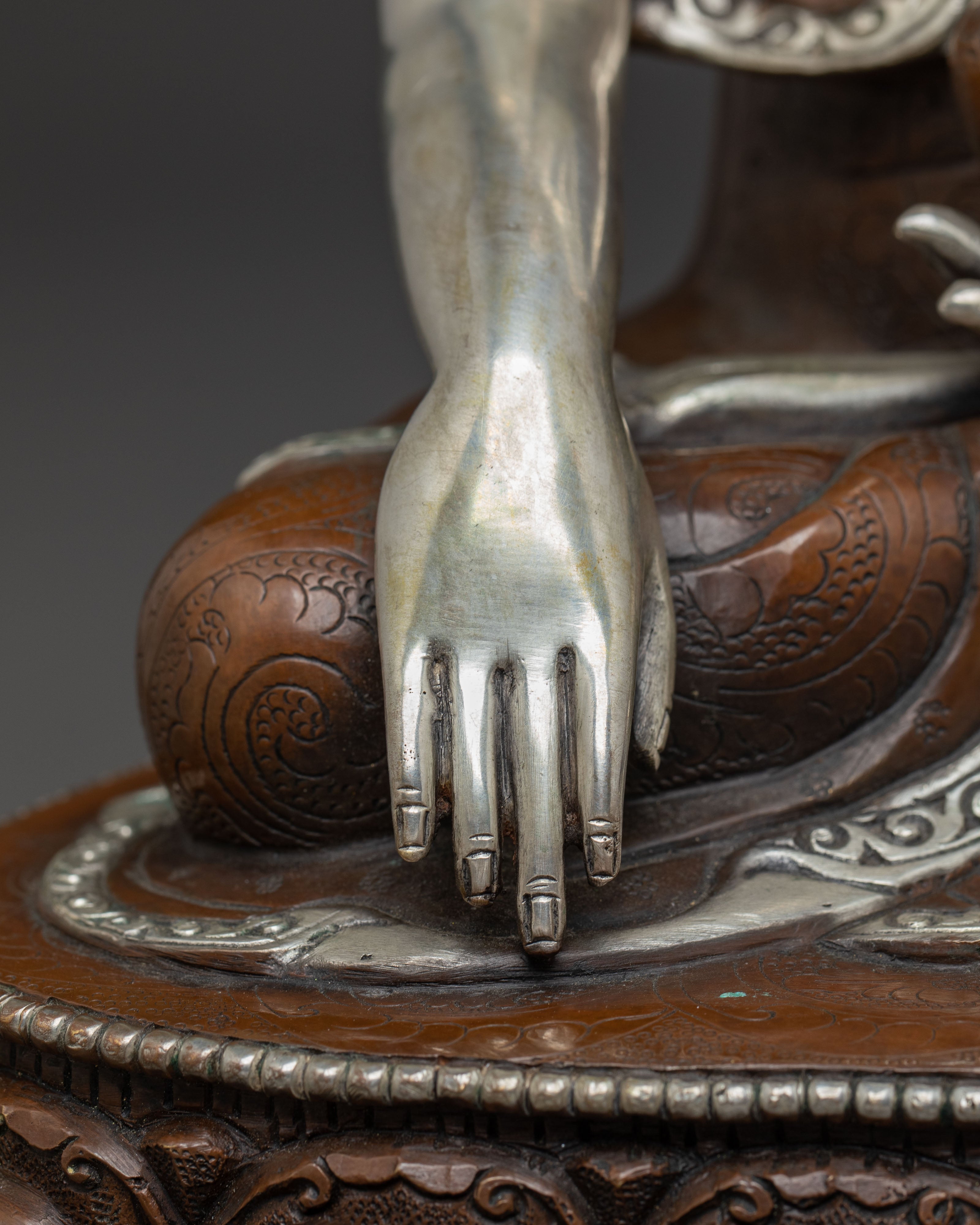 Serene Buddha Shakyamuni Oxidized Copper Statue | Traditional Artwork