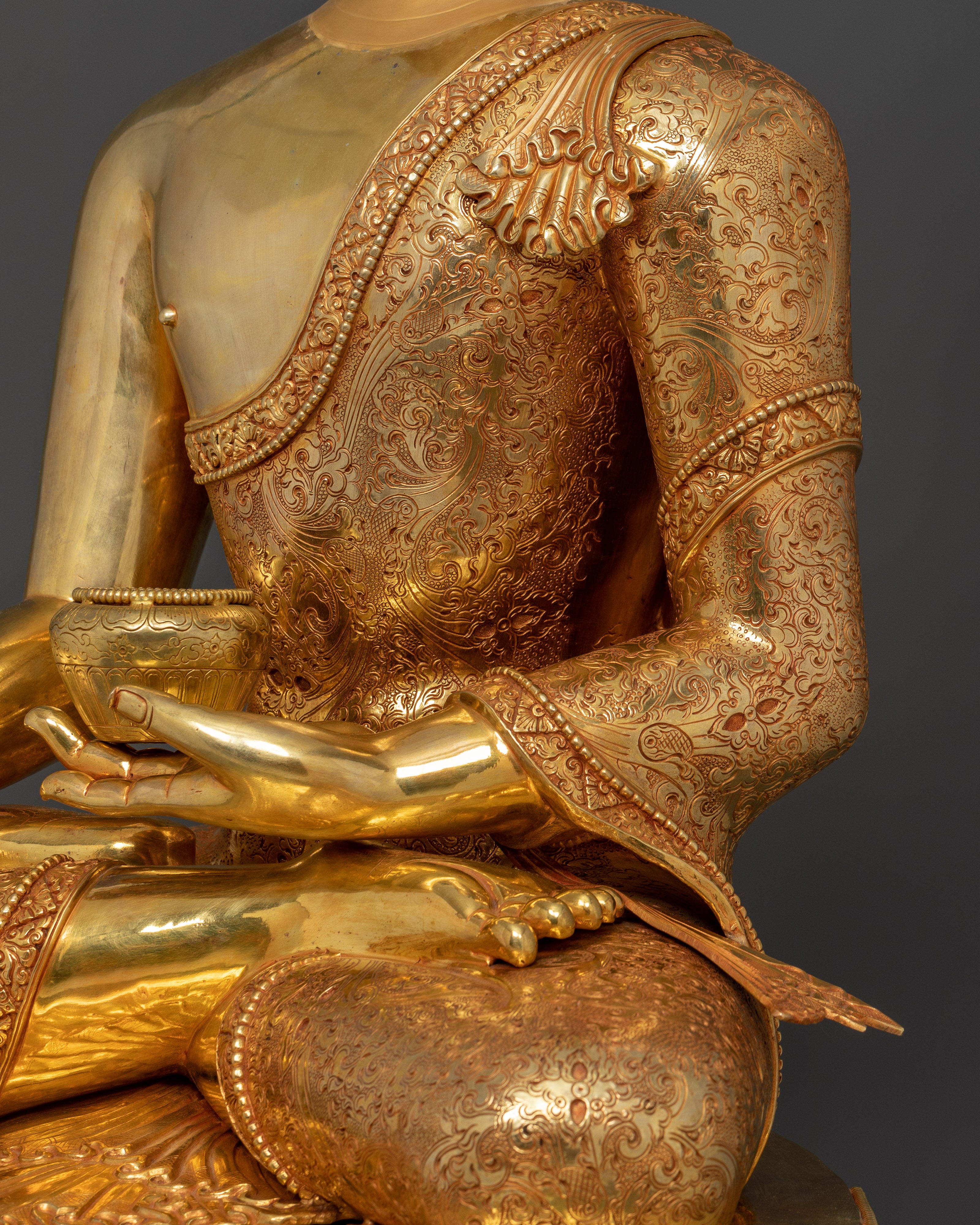Goldene Buddha Statue Weihrauchhalter – Harz, Ca. 12x12x8 Cm – Mit Relikt In Der Hand, Dekoration & Geschenk