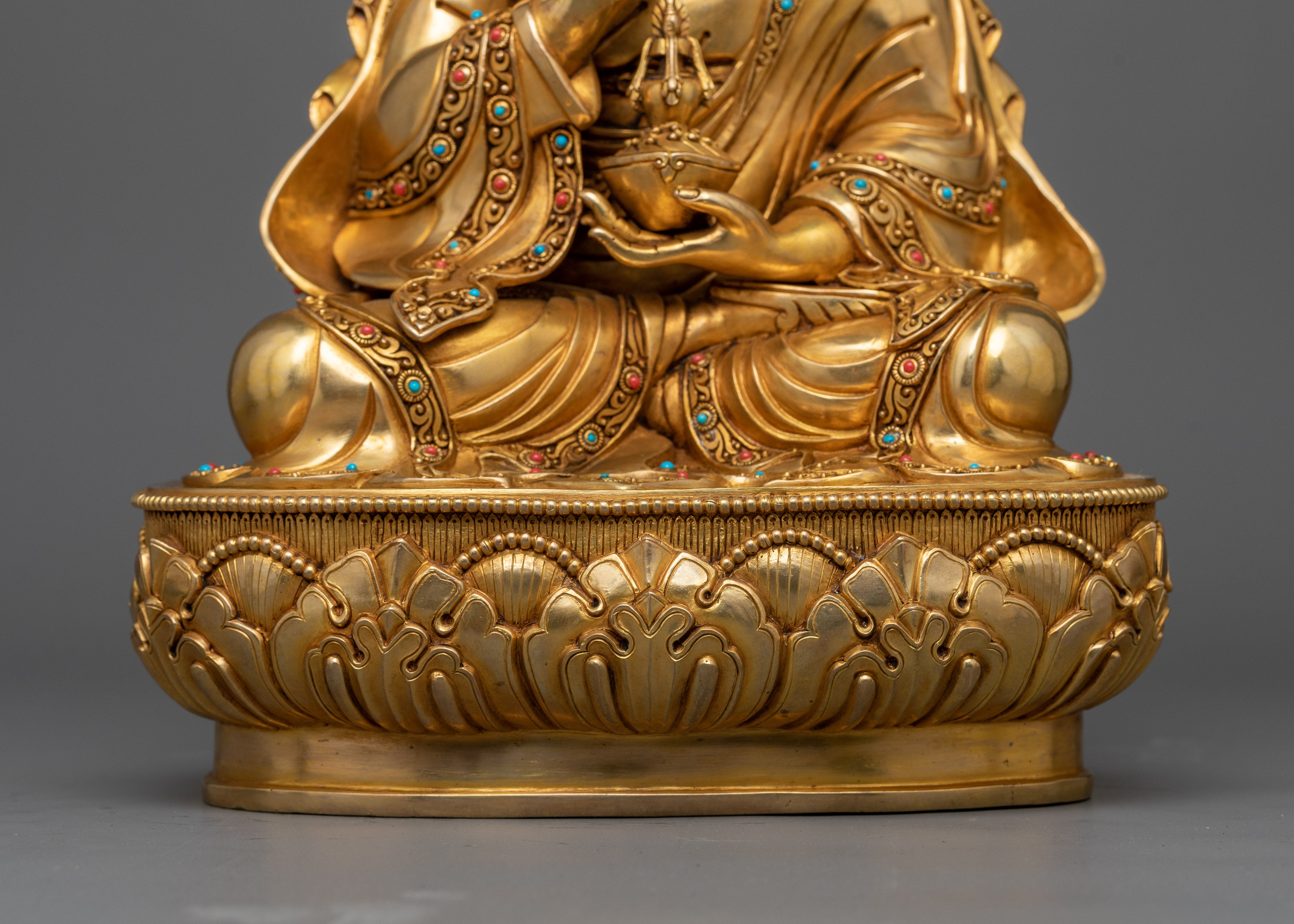 Majestic Lotus-Born Rinpoche Statue | Herald of Vajrayana Buddhism