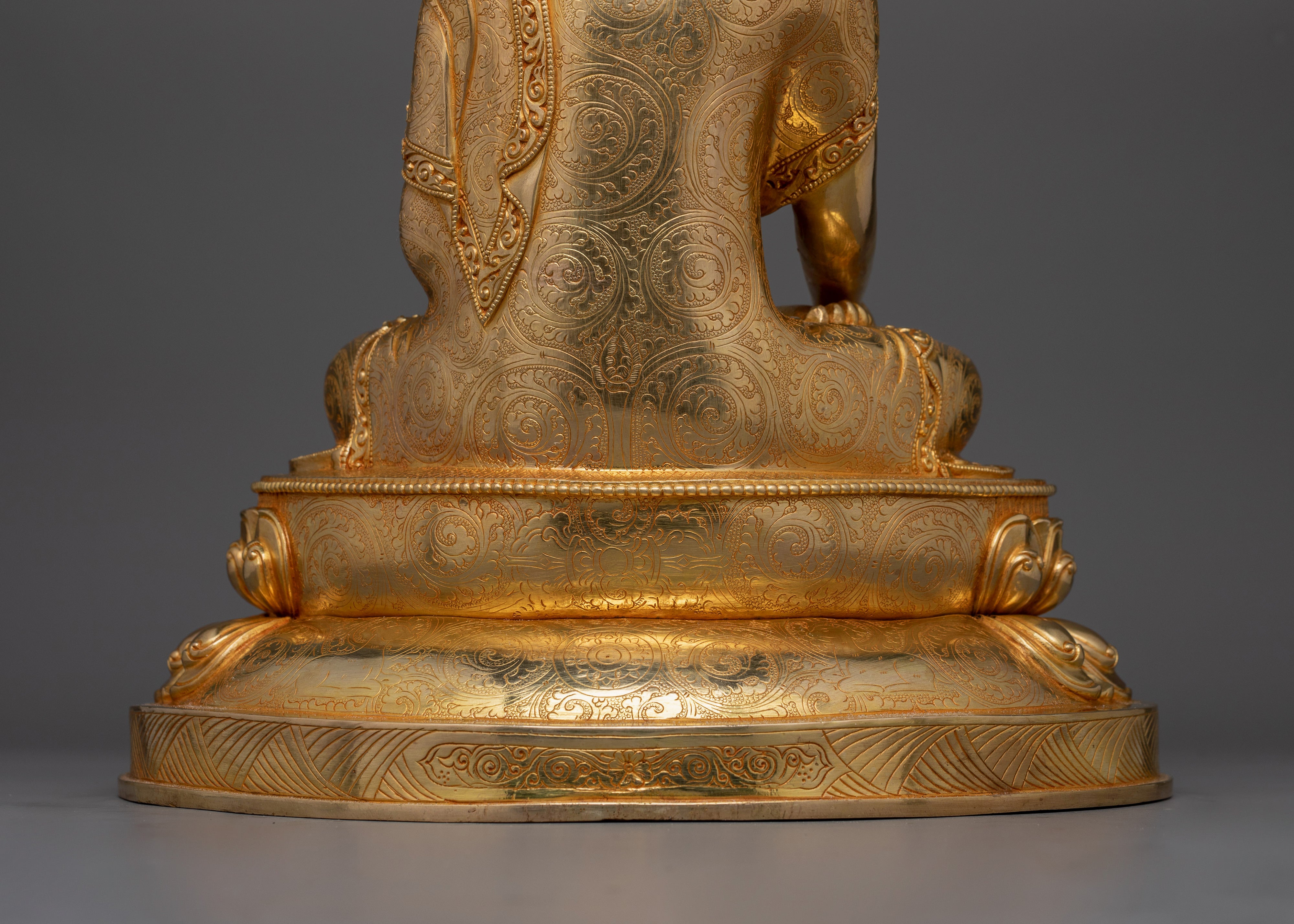 Tibetan Buddha Shakyamuni Gold Statue | Founder of Buddhism "The Enlightened Being"