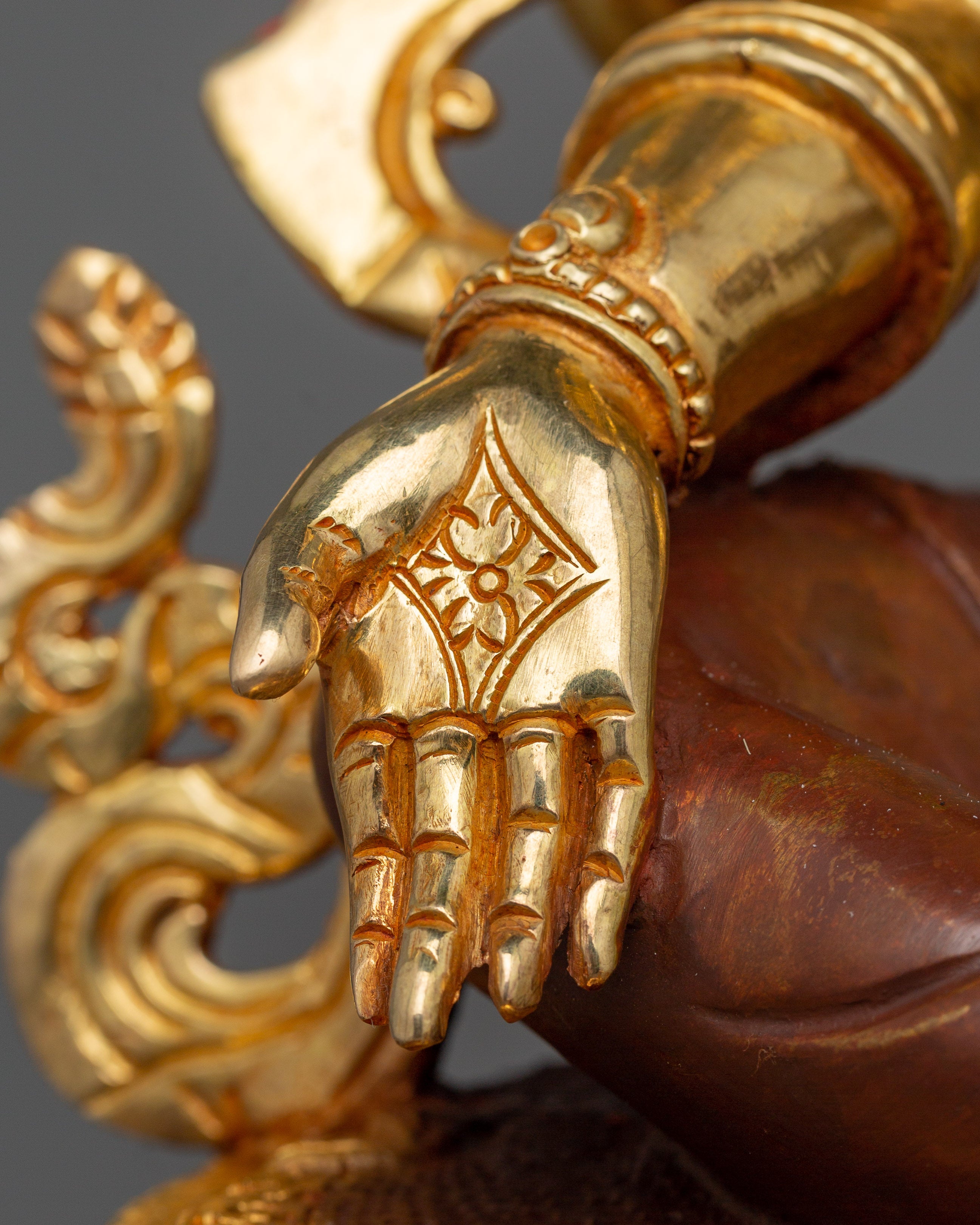 Hindu Goddess Laxmi Sculpture | Statue for Wealth and Abundance Rituals