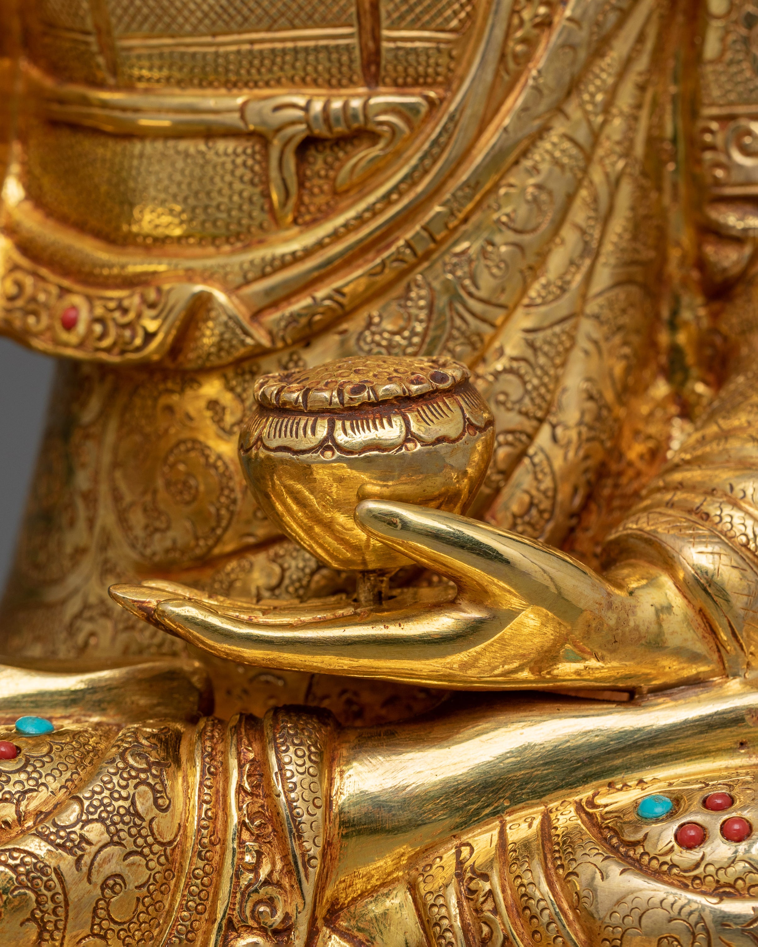 Tibetan Enlightened Shakyamuni Buddha Figurine | Symbol of Peace and Wisdom