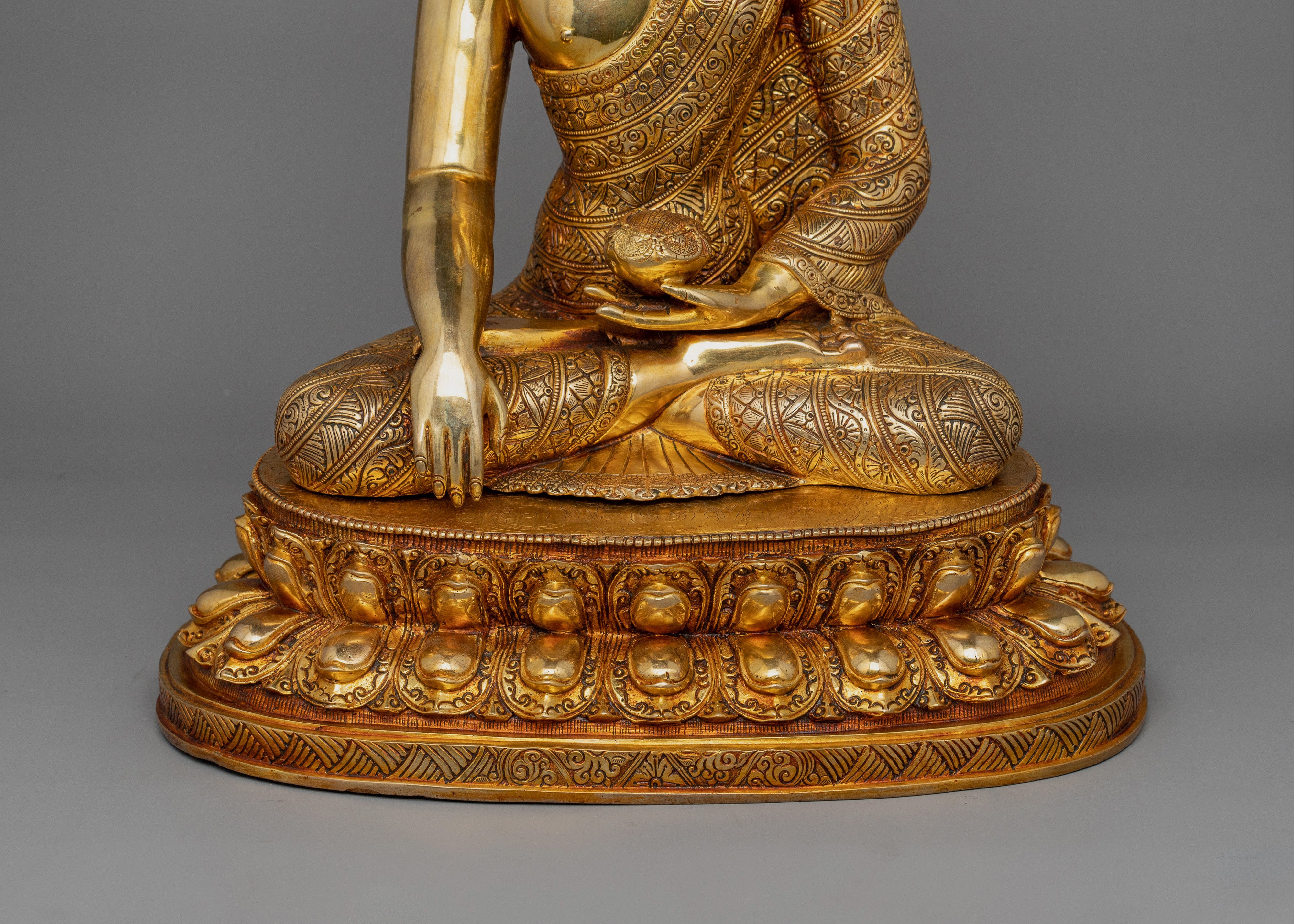 Historical Shakyamuni Buddha in Earth-Touching Mudra | Statue for Spiritual Awakening