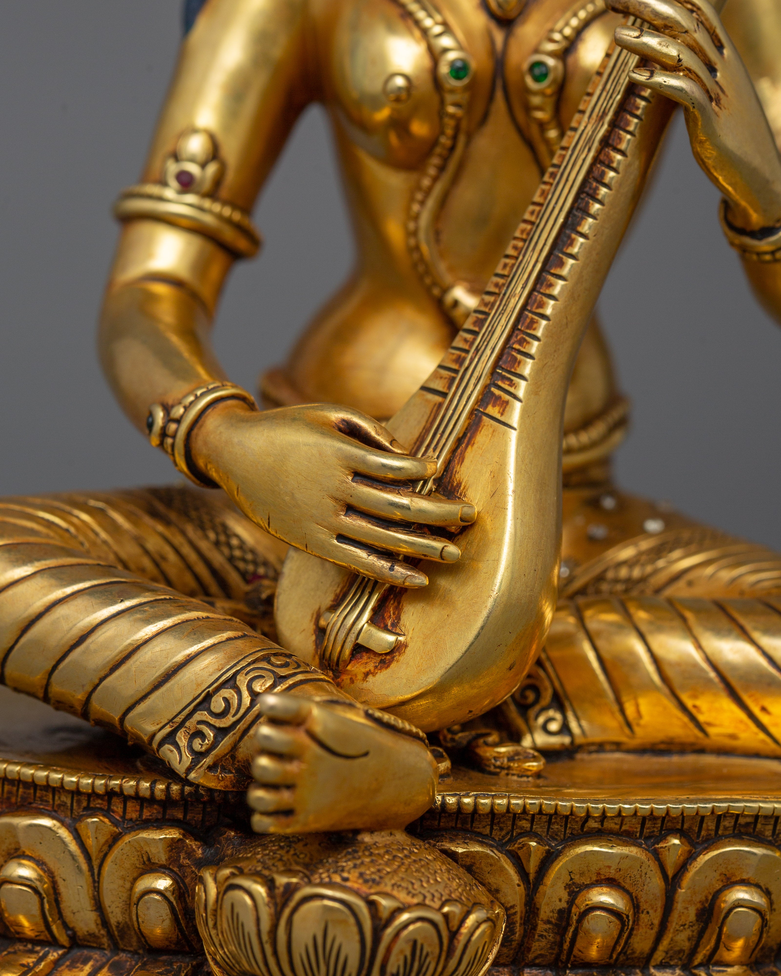 Goddess Saraswati Figurine | Essence of Knowledge and Creativity