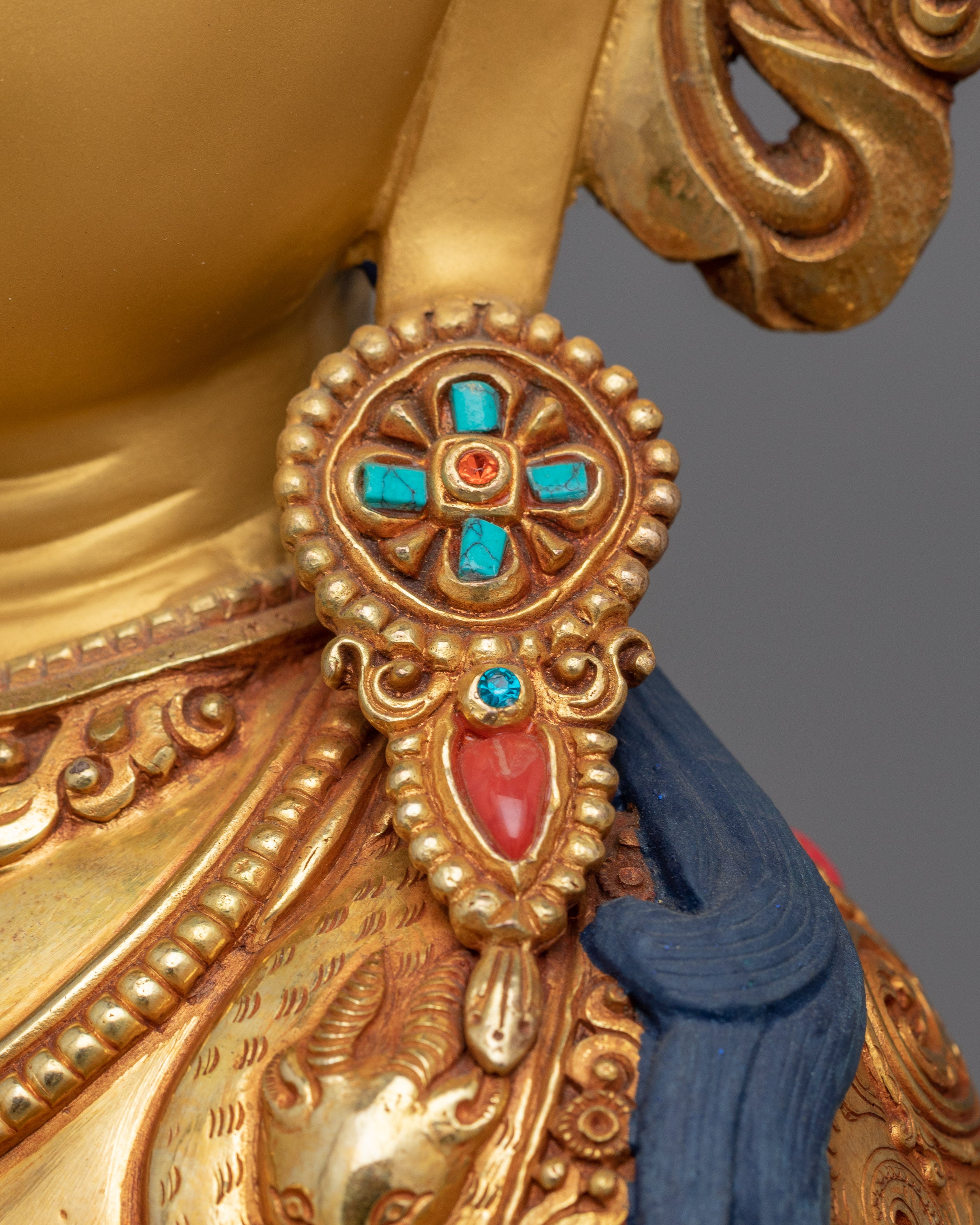 Chenrezig Infinite Compassionate Deity Figurine for Compassion and Serenity