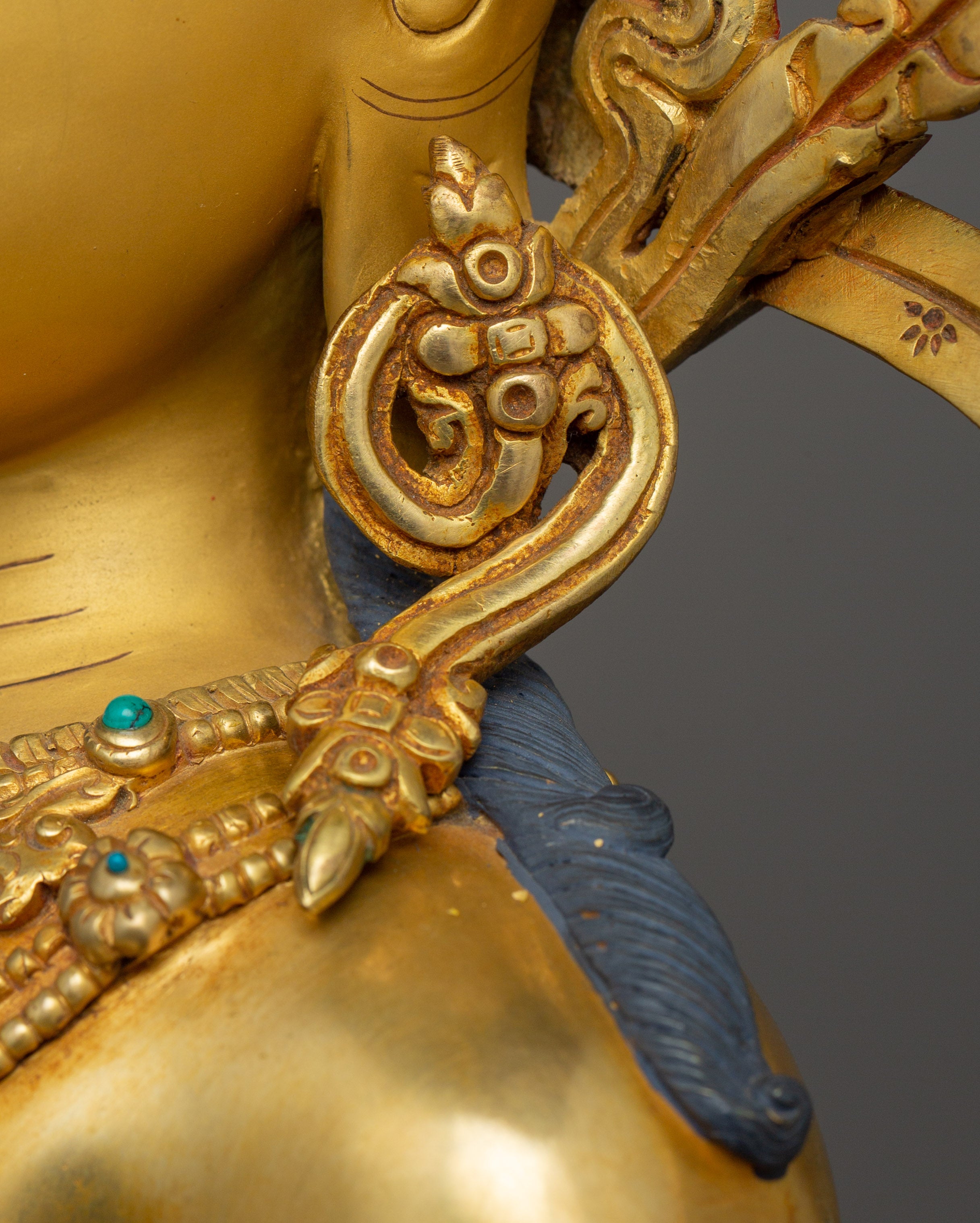Handcrafted Crown Shakyamuni Buddha Statue | The Path to Enlightenment