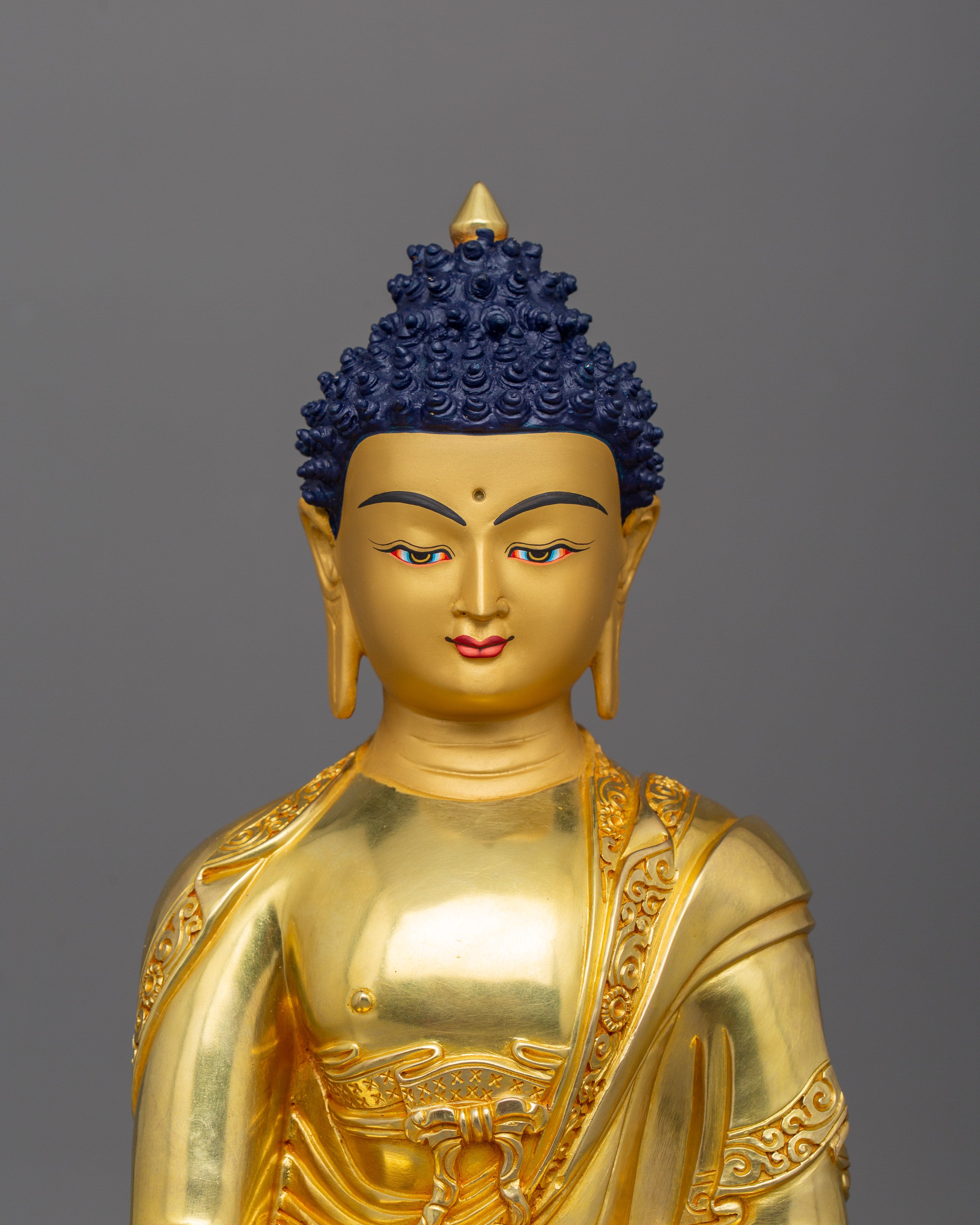 Handmade Enlightened Tibetan Buddha Shakyamuni Statue | Nepalese Artwork