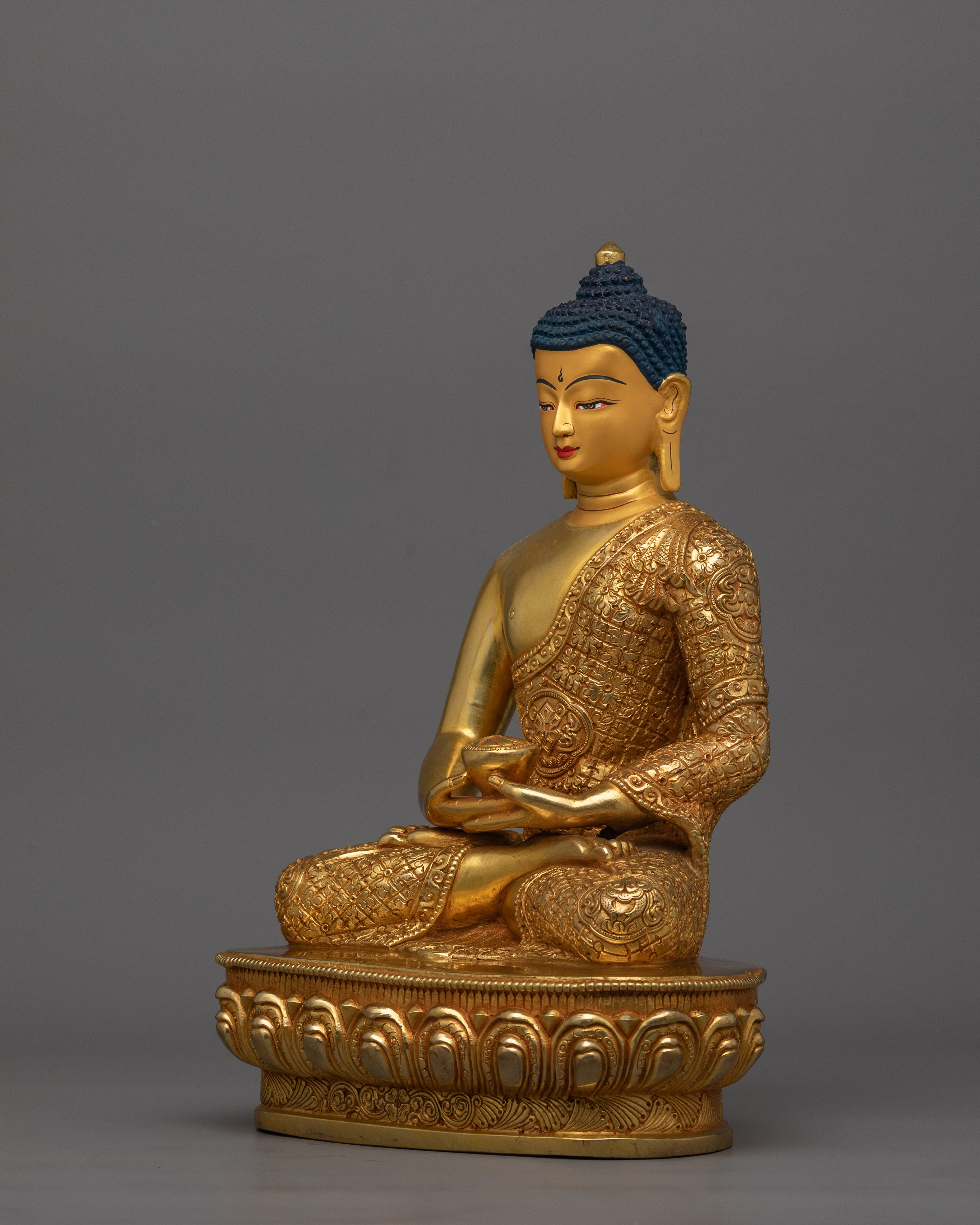 Beautiful Gold Gilded Amitabha Buddha | Infinite Light Buddha