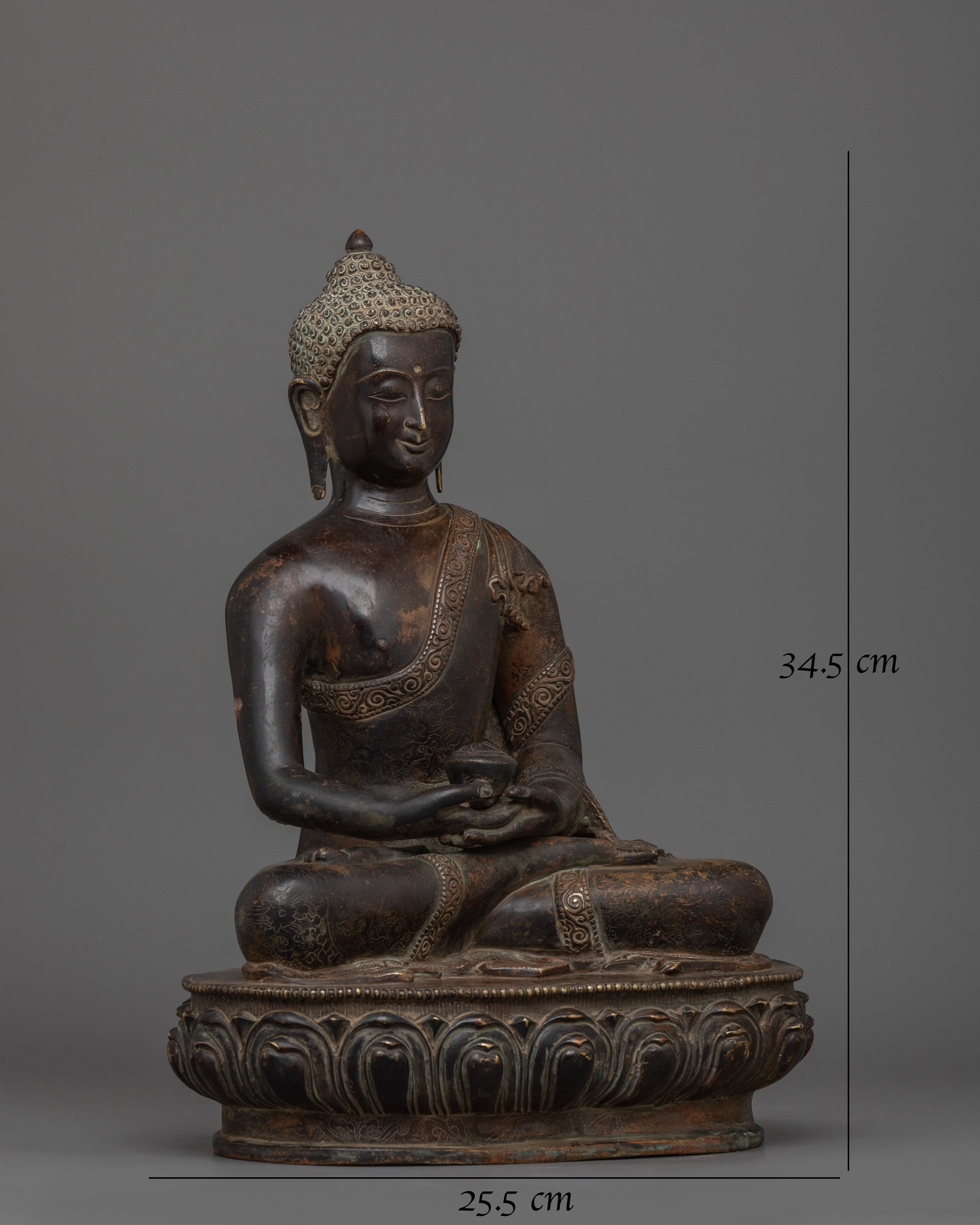 Tibetan statue of Infinite Light Amitabha Buddha