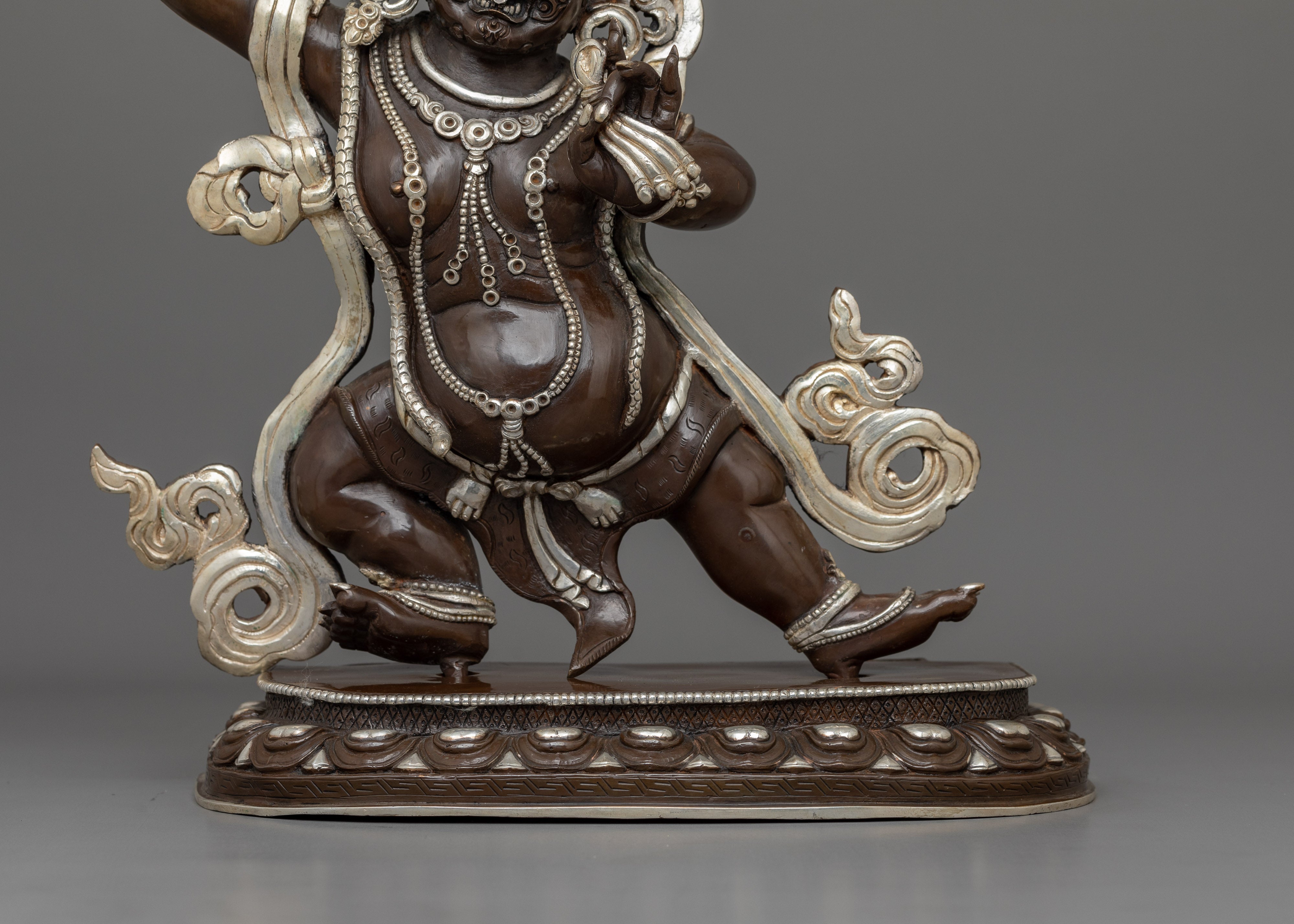 Statue of Vajrapani 'The Destroyer Of Obstacles' | The Guardian of Spiritual Practice