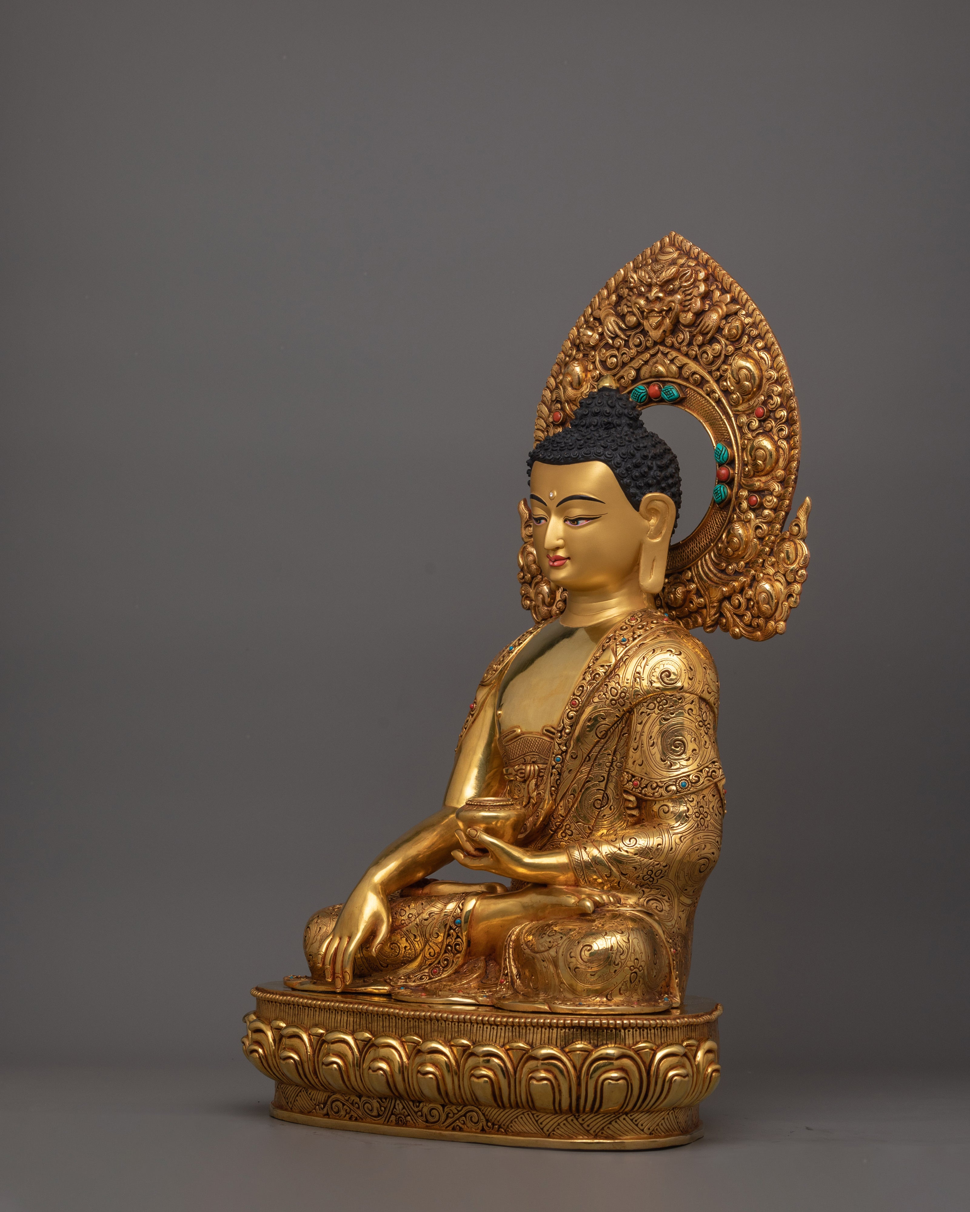 Handcrafted Shakyamuni Buddha with Beautiful Halo | Statue for Decor