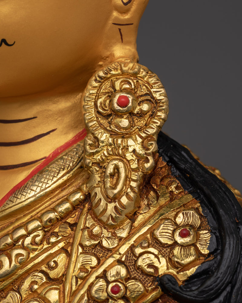 Statue of Tantric Master Guru Rinpoche | Great Guru of Tibet