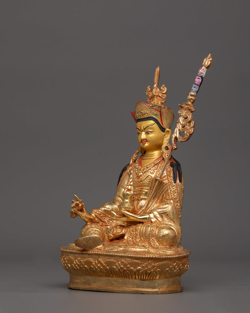Founder of Vajrayana Guru Rinpoche | Lotus Born Buddha