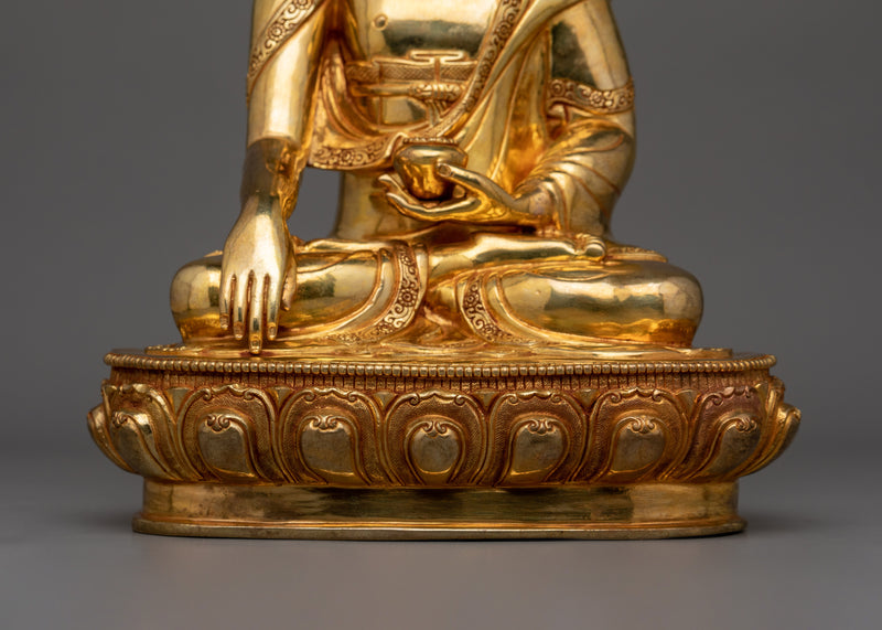 Statue of Buddhist Teacher Shakyamuni Buddha | Also known as Gautama Buddha