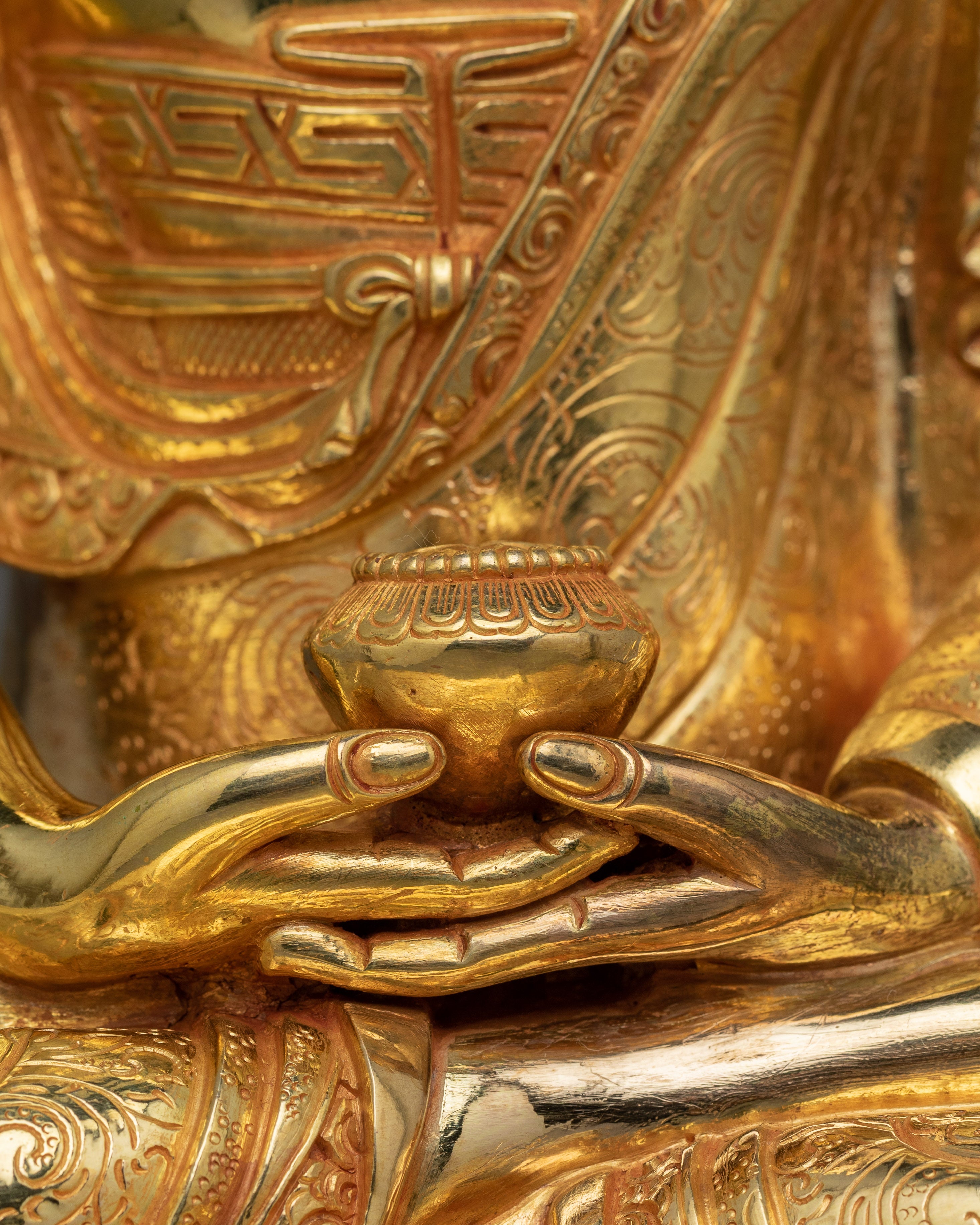 Himalayan Statue of Amitabha Buddha | A Guide to Infinite Wisdom and Compassion