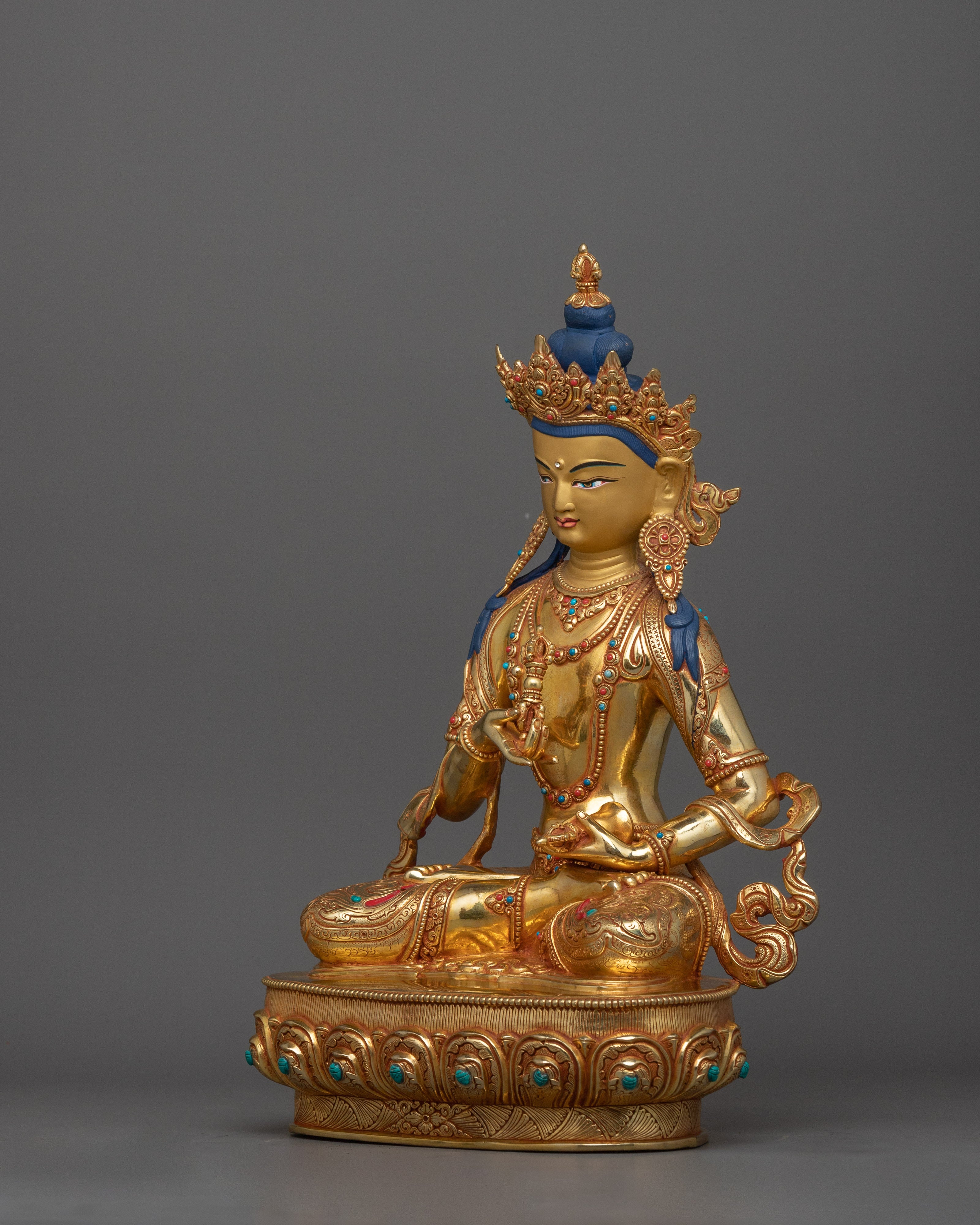 Traditional Sculpture of Vajrasattva | Embodying Wisdom, Purity, and Compassion